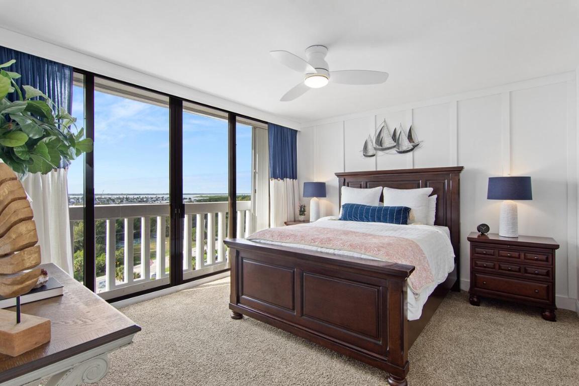 The Miramar II - Residential