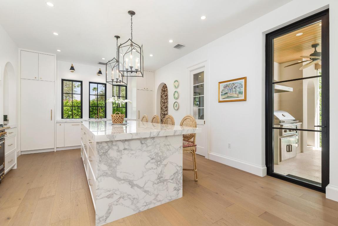 LAKEWOOD - Residential