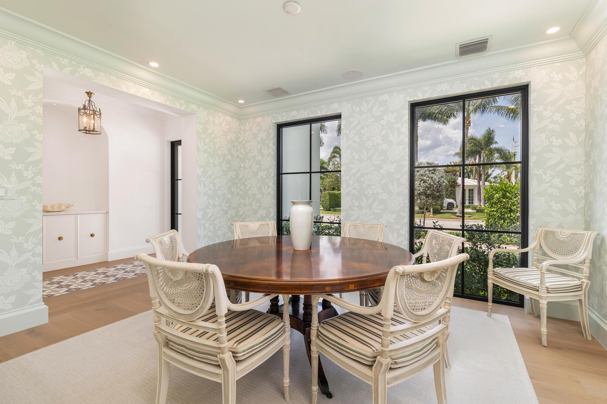 LAKEWOOD - Residential