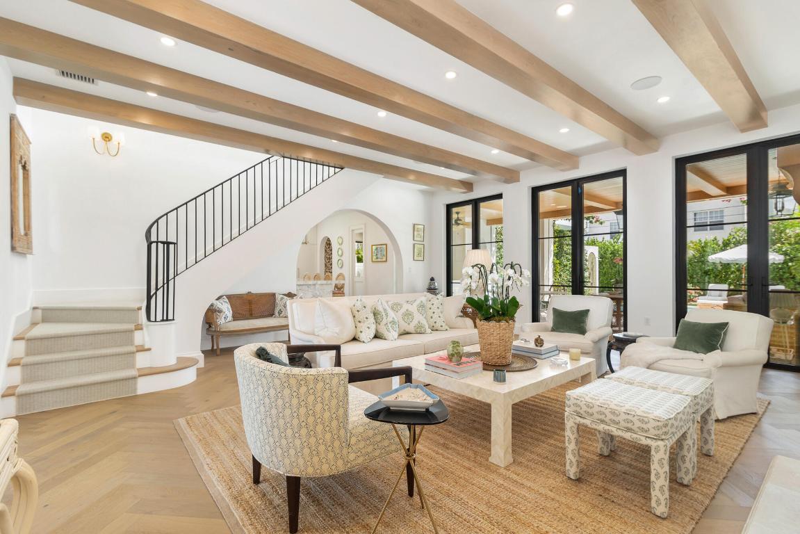 LAKEWOOD - Residential