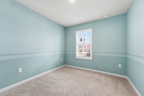Tiny photo for 812 Persimmon Place, Fort Pierce, FL 34981 (MLS # B26015026)