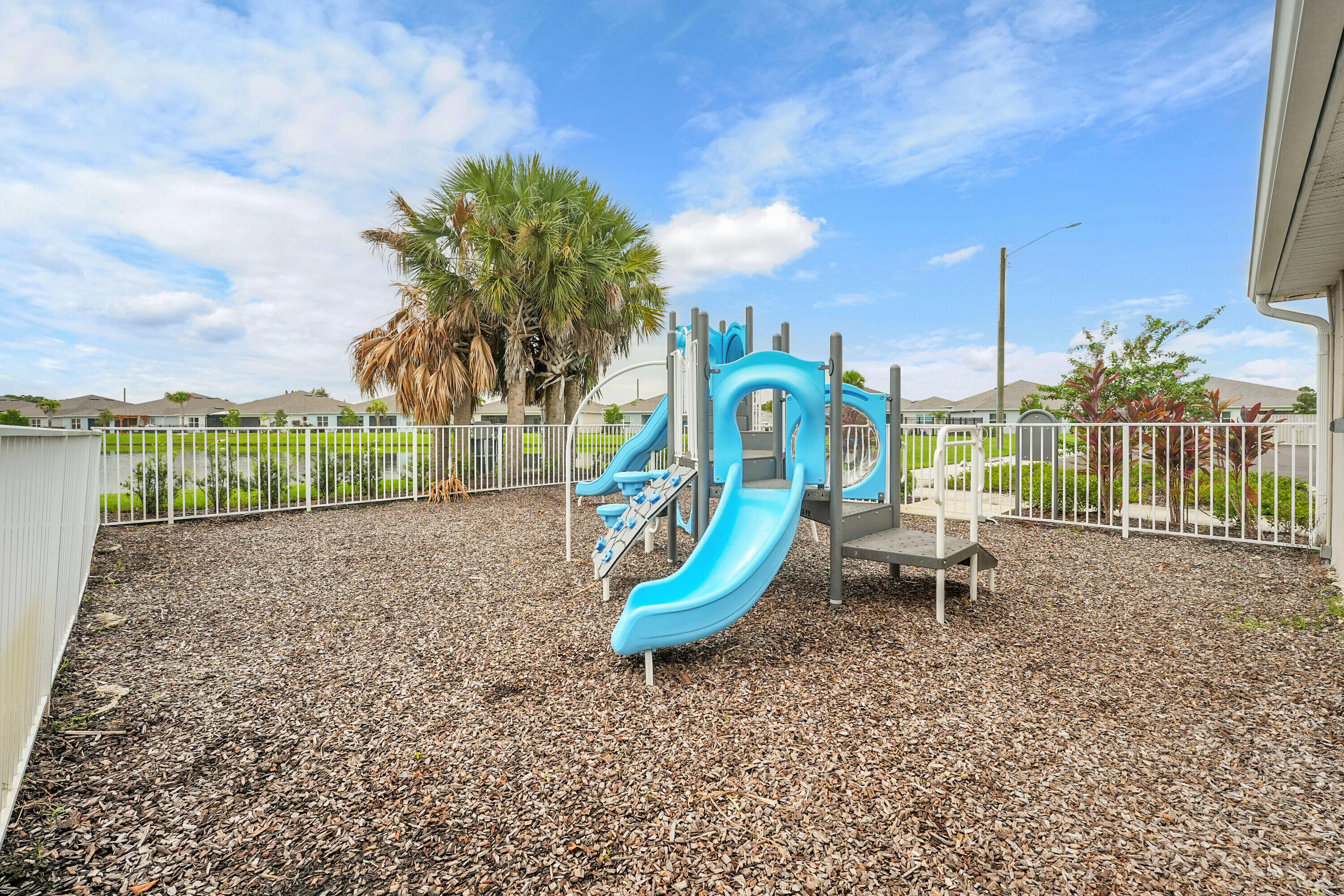 AVALON CROSSING - Residential