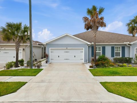 Tiny photo for 812 Persimmon Place, Fort Pierce, FL 34981 (MLS # B26015026)