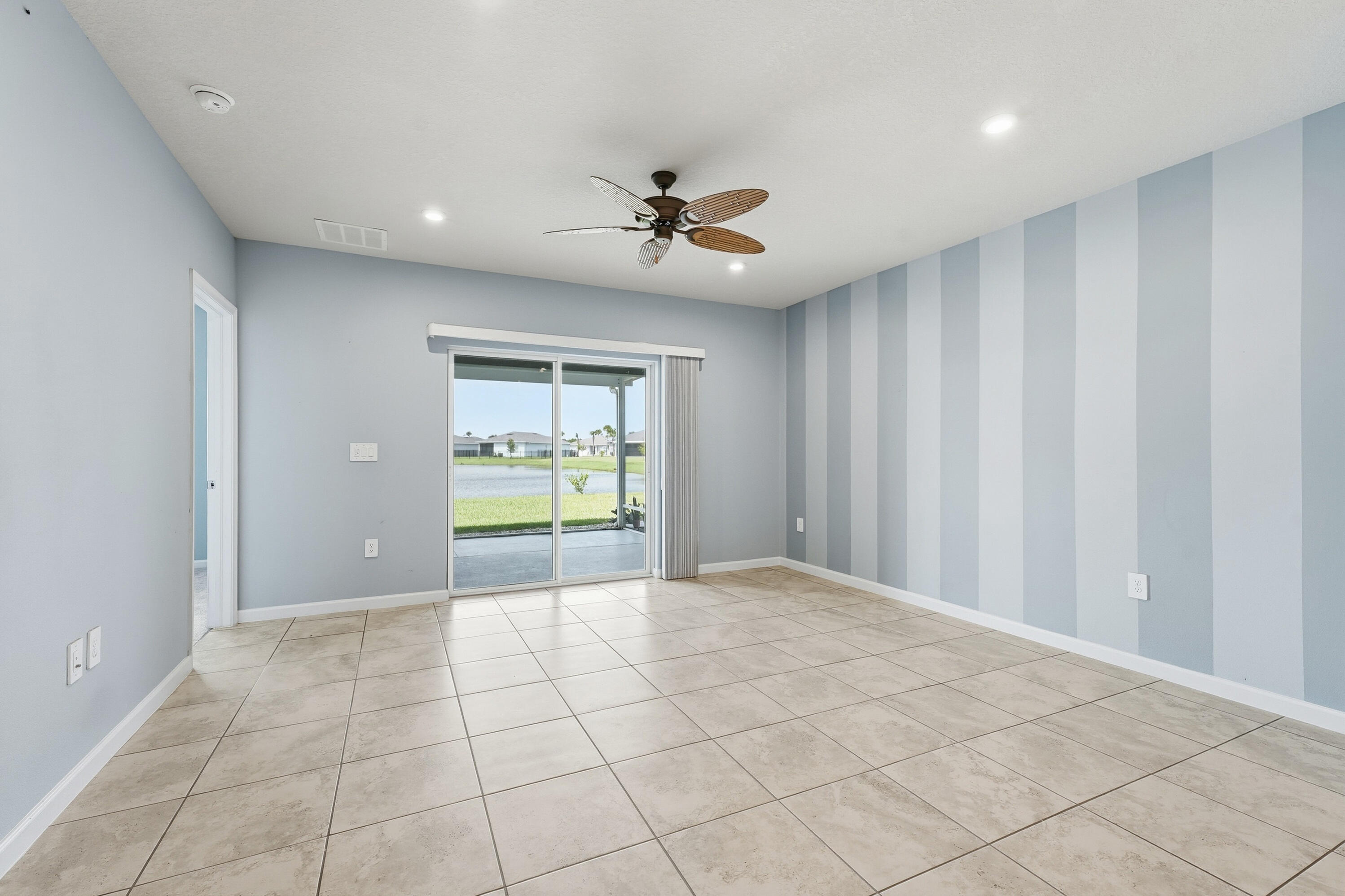 AVALON CROSSING - Residential