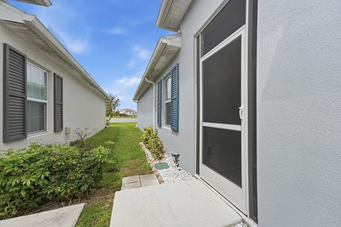 Tiny photo for 812 Persimmon Place, Fort Pierce, FL 34981 (MLS # B26015026)