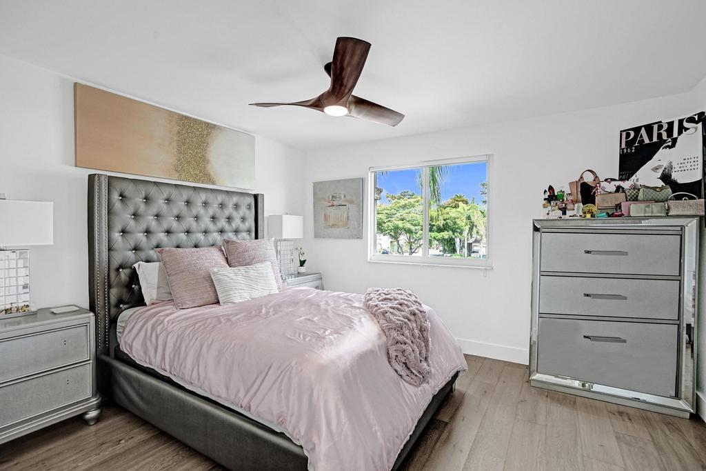 PLUM AT BOCA POINTE CONDOS ONE THRU 15 FILED IN OR - Residential