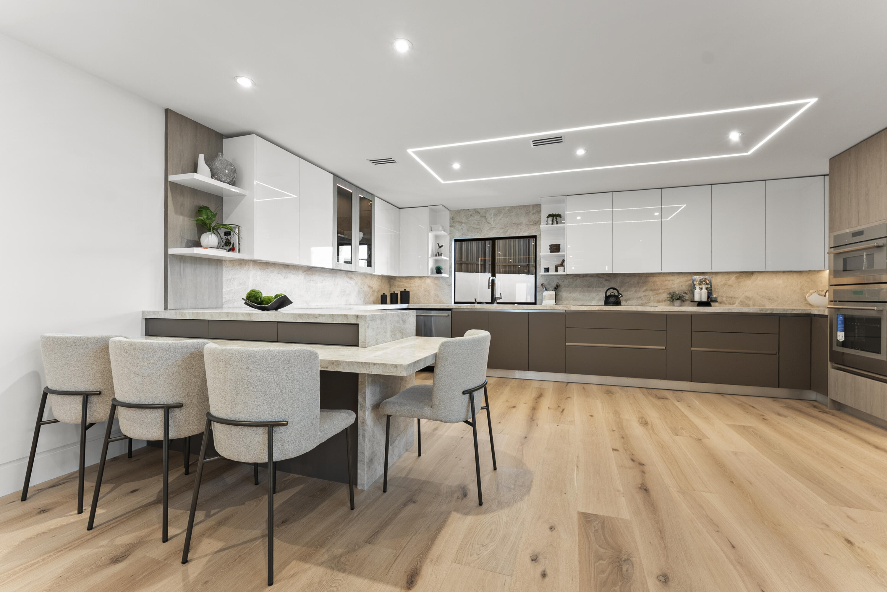 21-46-43, ELY 108,44FT - Residential