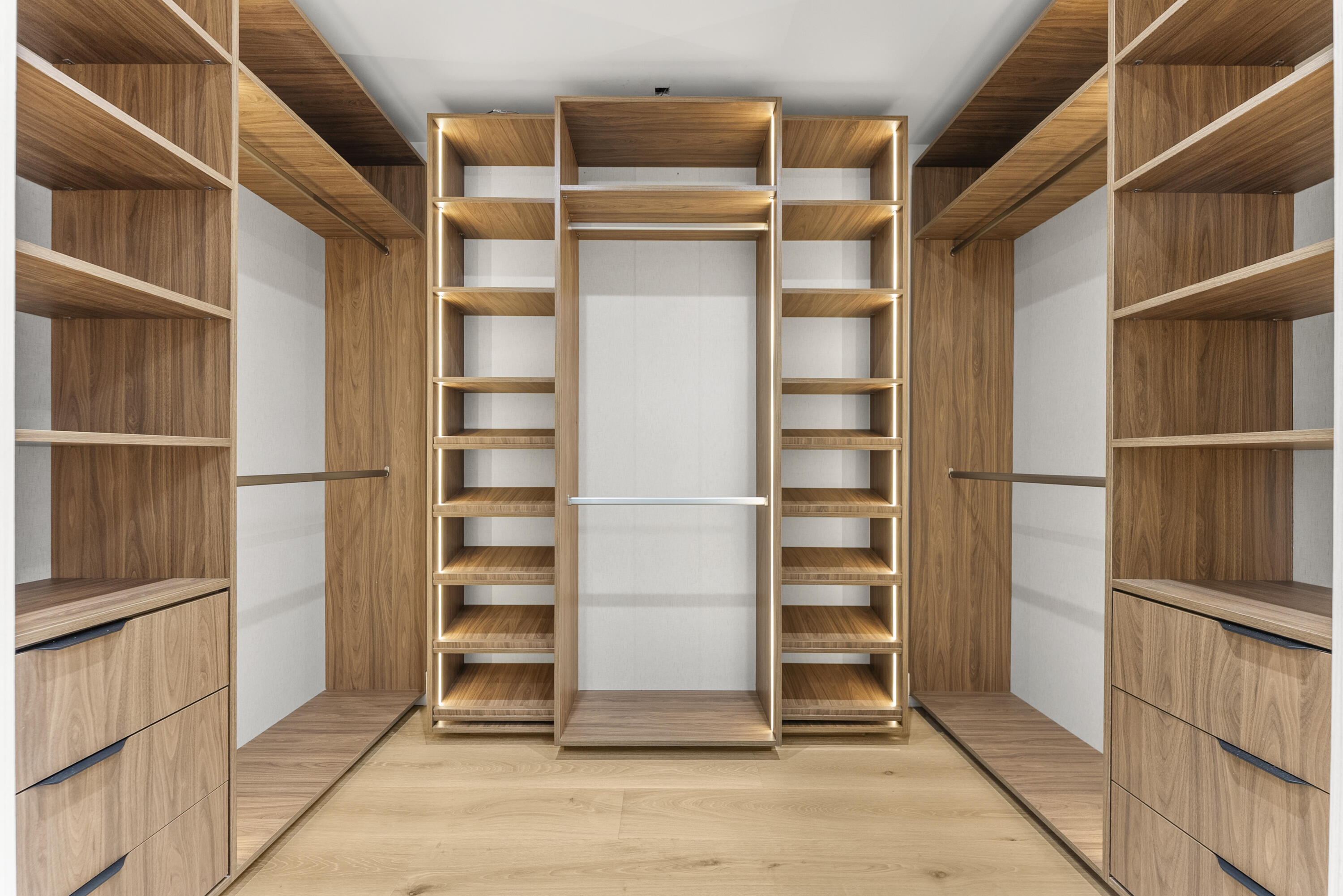 21-46-43, ELY 108,44FT - Residential