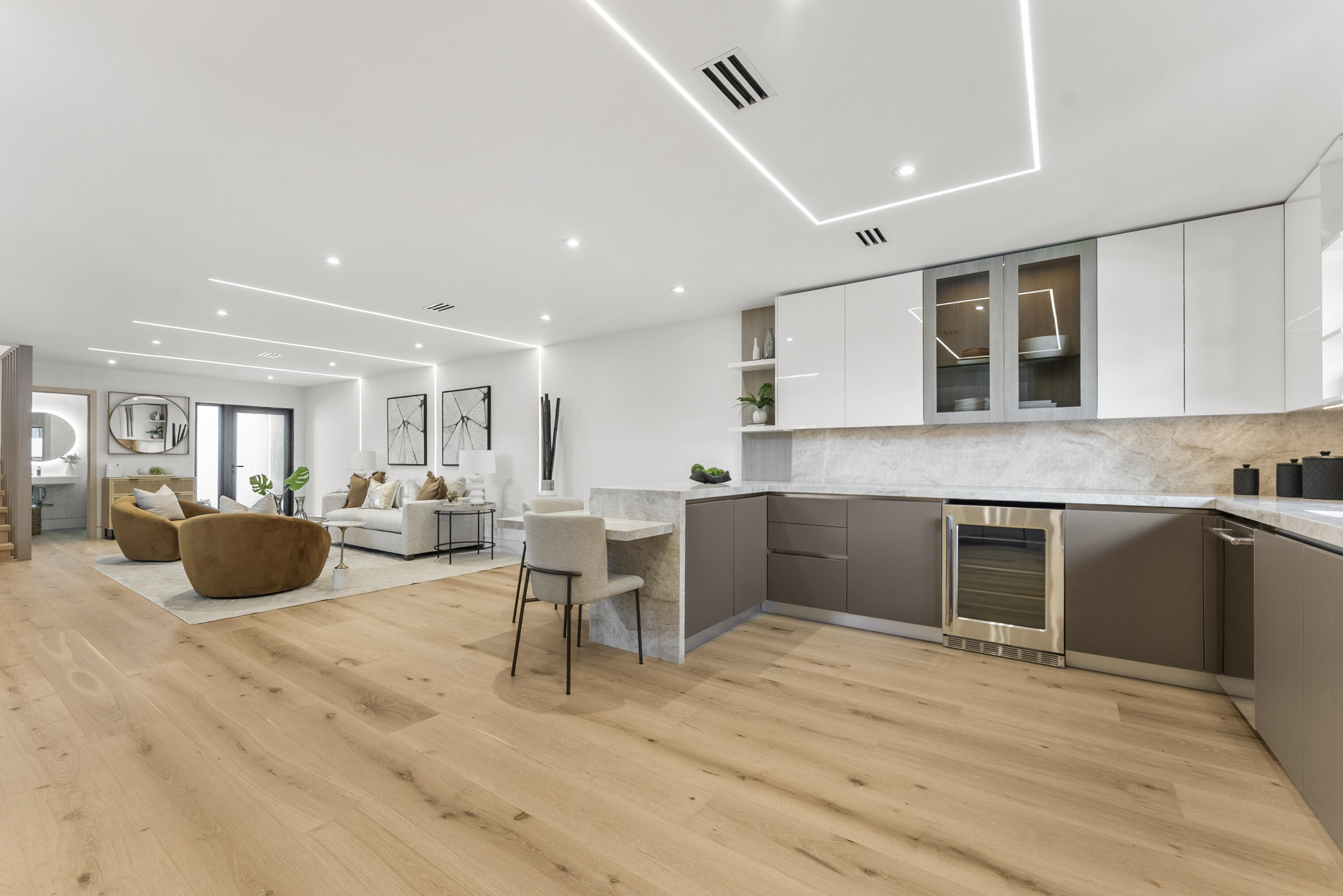 21-46-43, ELY 108,44FT - Residential