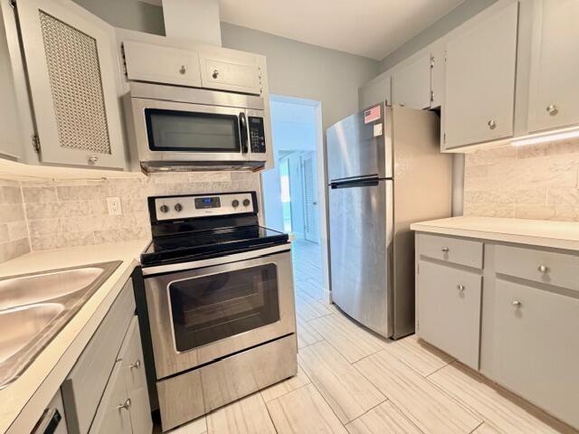 IMPERIAL POINT GARDENS CONDO - Residential