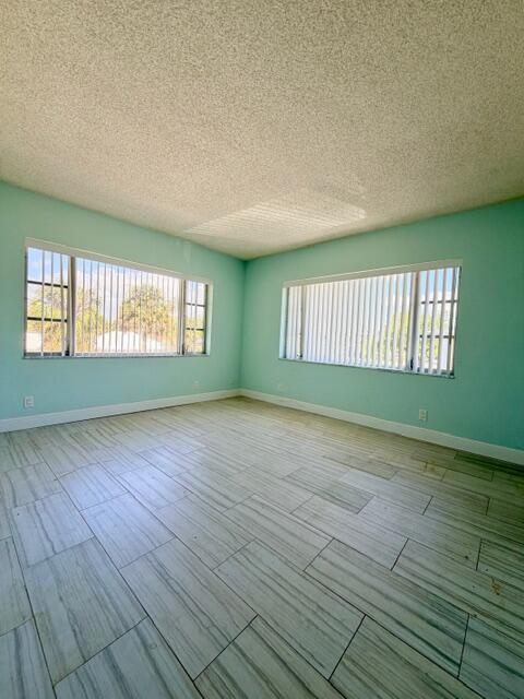 IMPERIAL POINT GARDENS CONDO - Residential