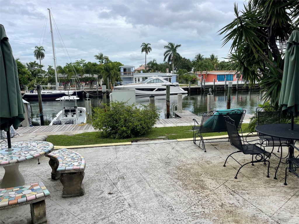 Southeast Islander - Residential