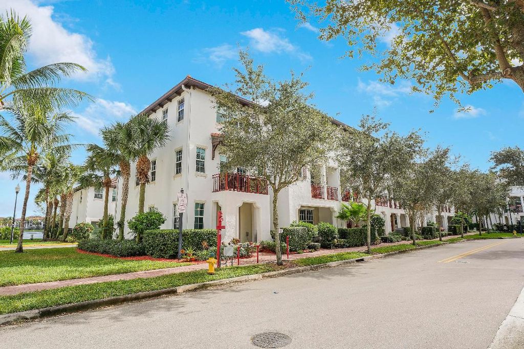 Photo of 2900 SW 119th Way, Miramar, FL 33025 (MLS # R11144993)