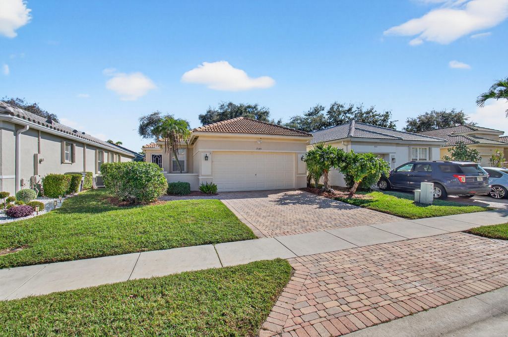 Photo of 7149 Cataluna Circle, Delray Beach, FL 33446 (MLS # R11143909)