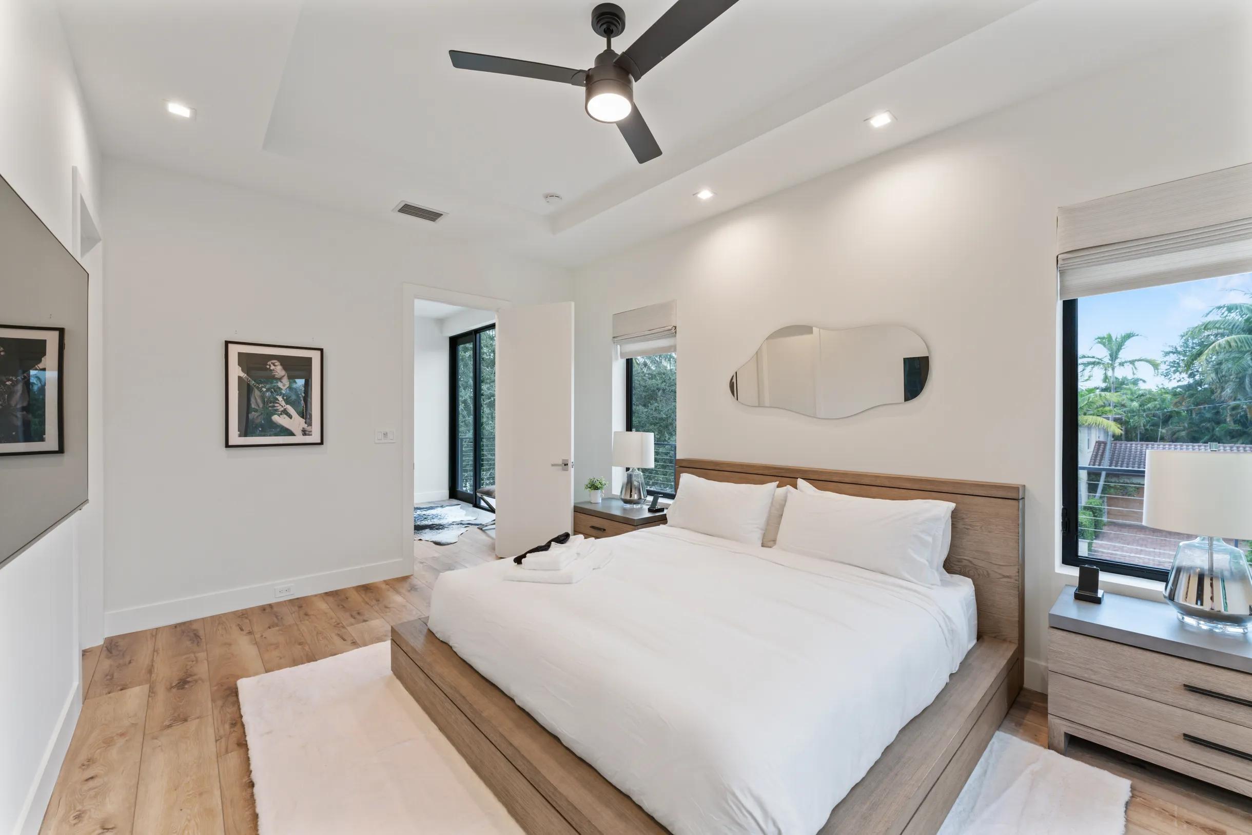 NORTH SHORE TERRACE PL NO 1 - Residential