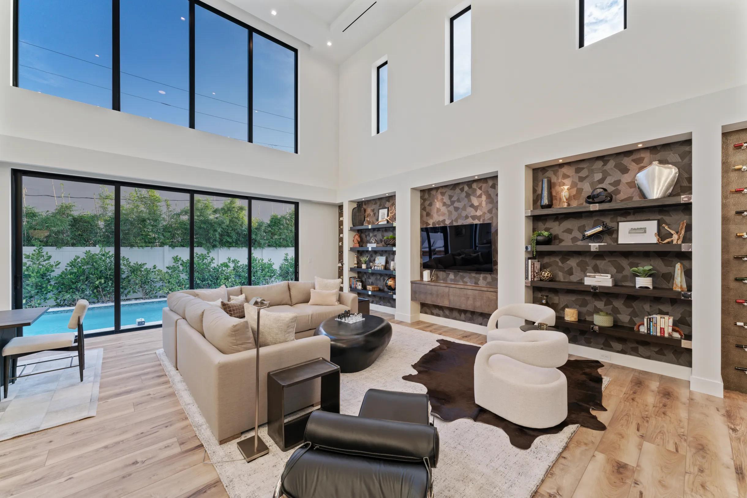 NORTH SHORE TERRACE PL NO 1 - Residential