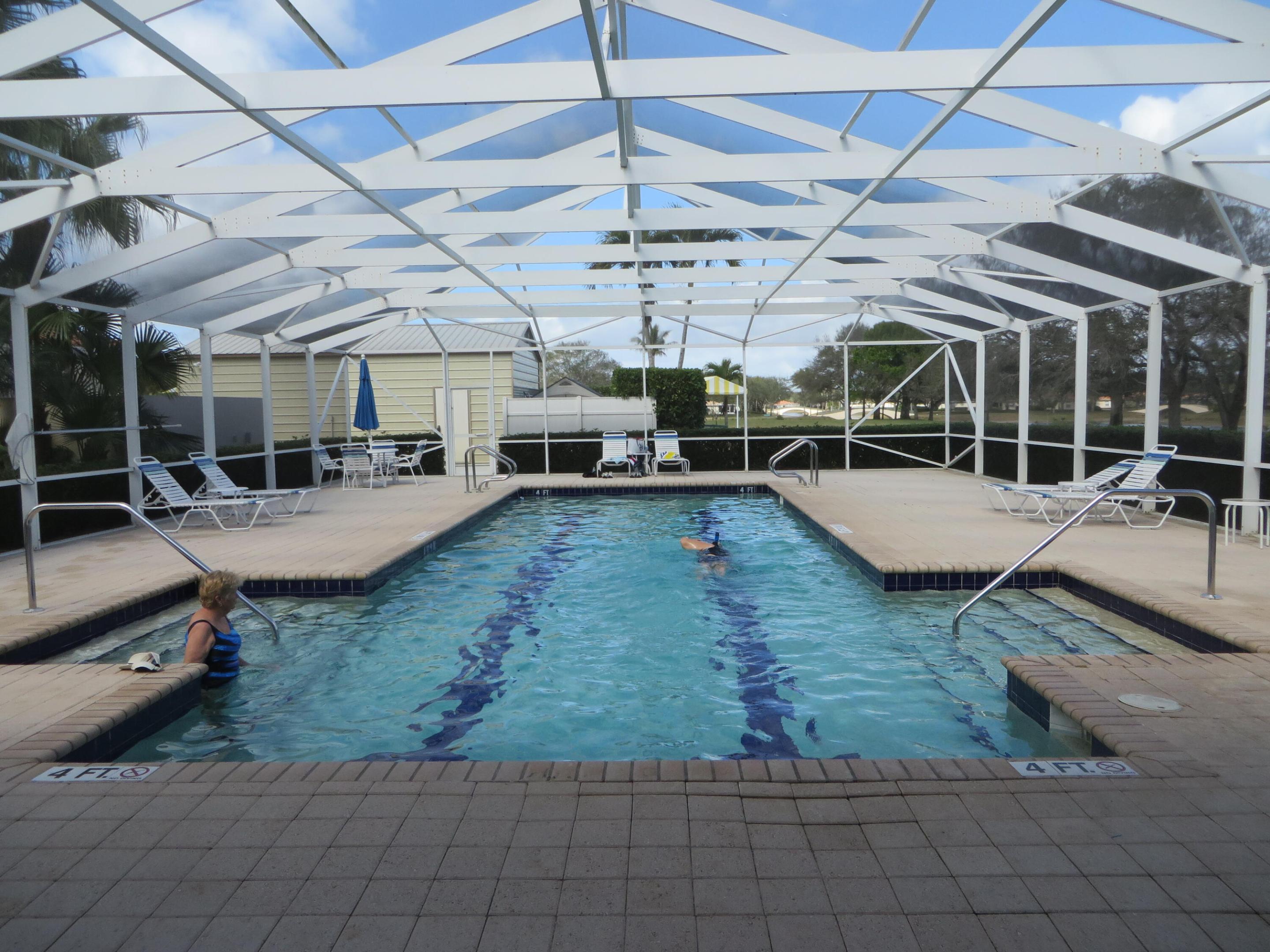 RIVERWALK 4 - Residential