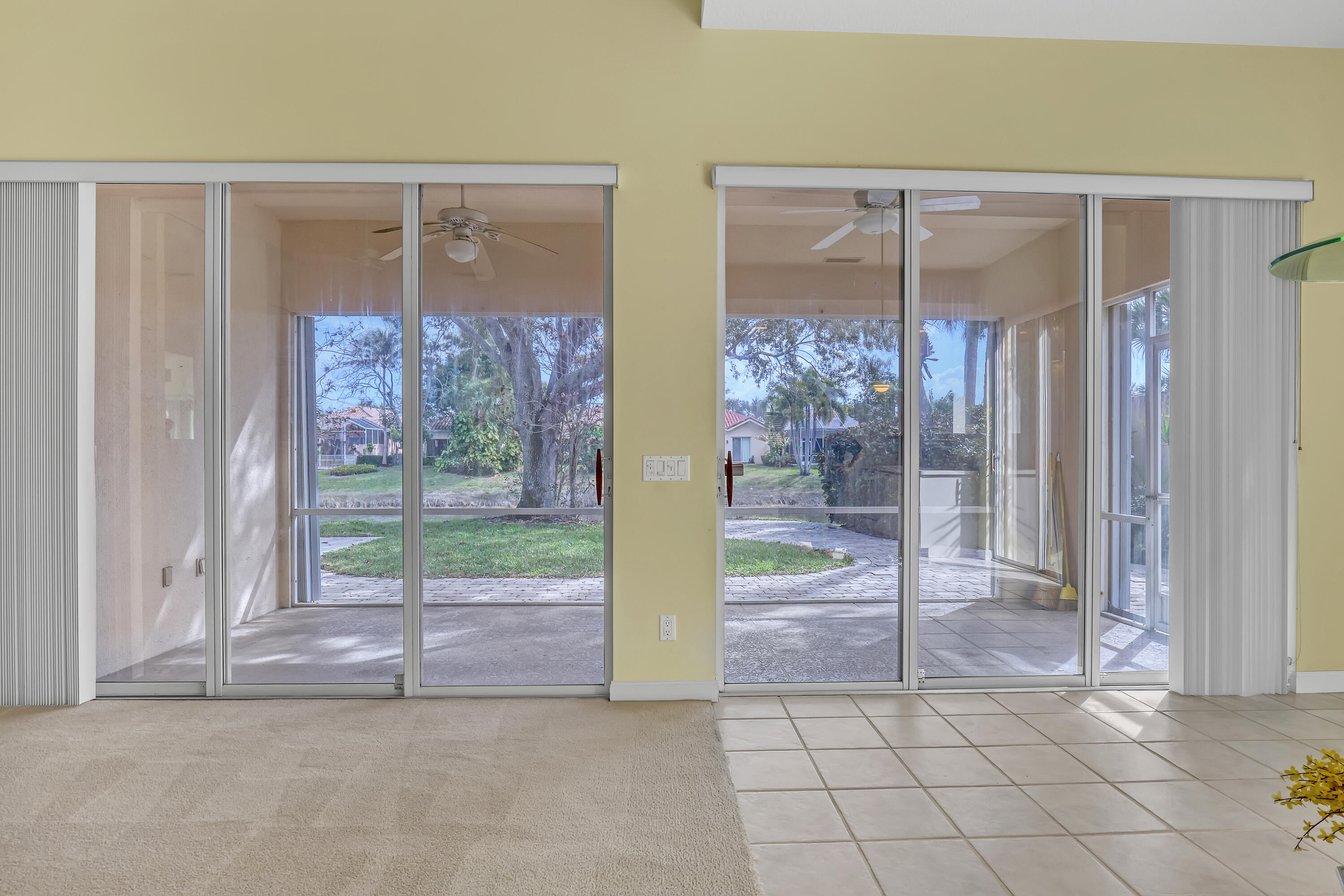 RIVERWALK 4 - Residential