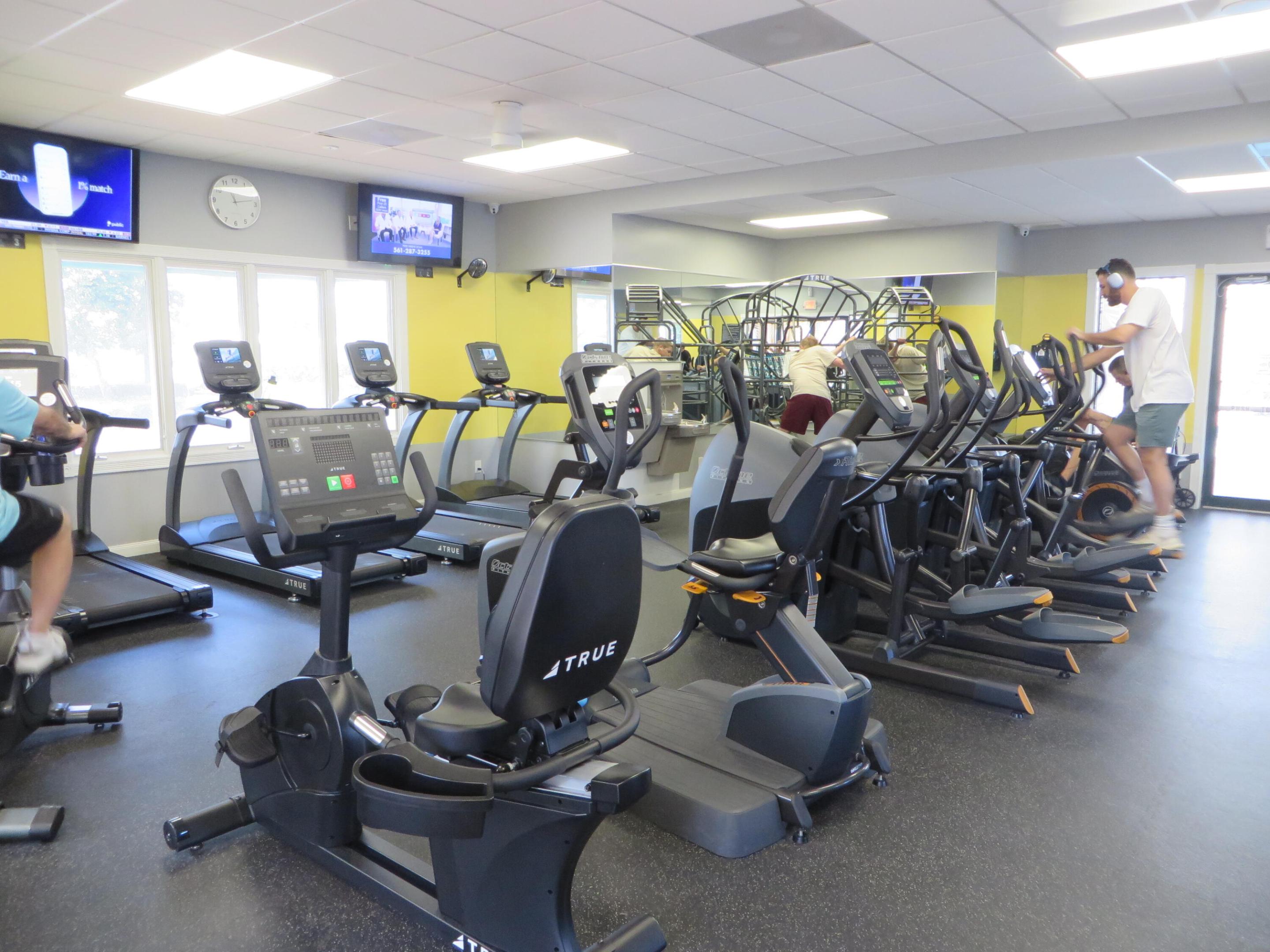 RIVERWALK 4 - Residential