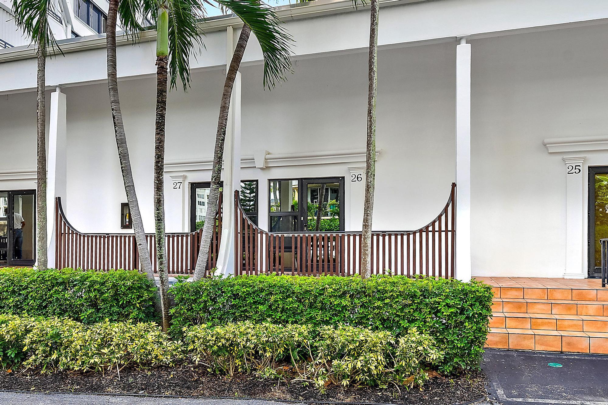MAYFAIR HOUSE CONDO - Residential