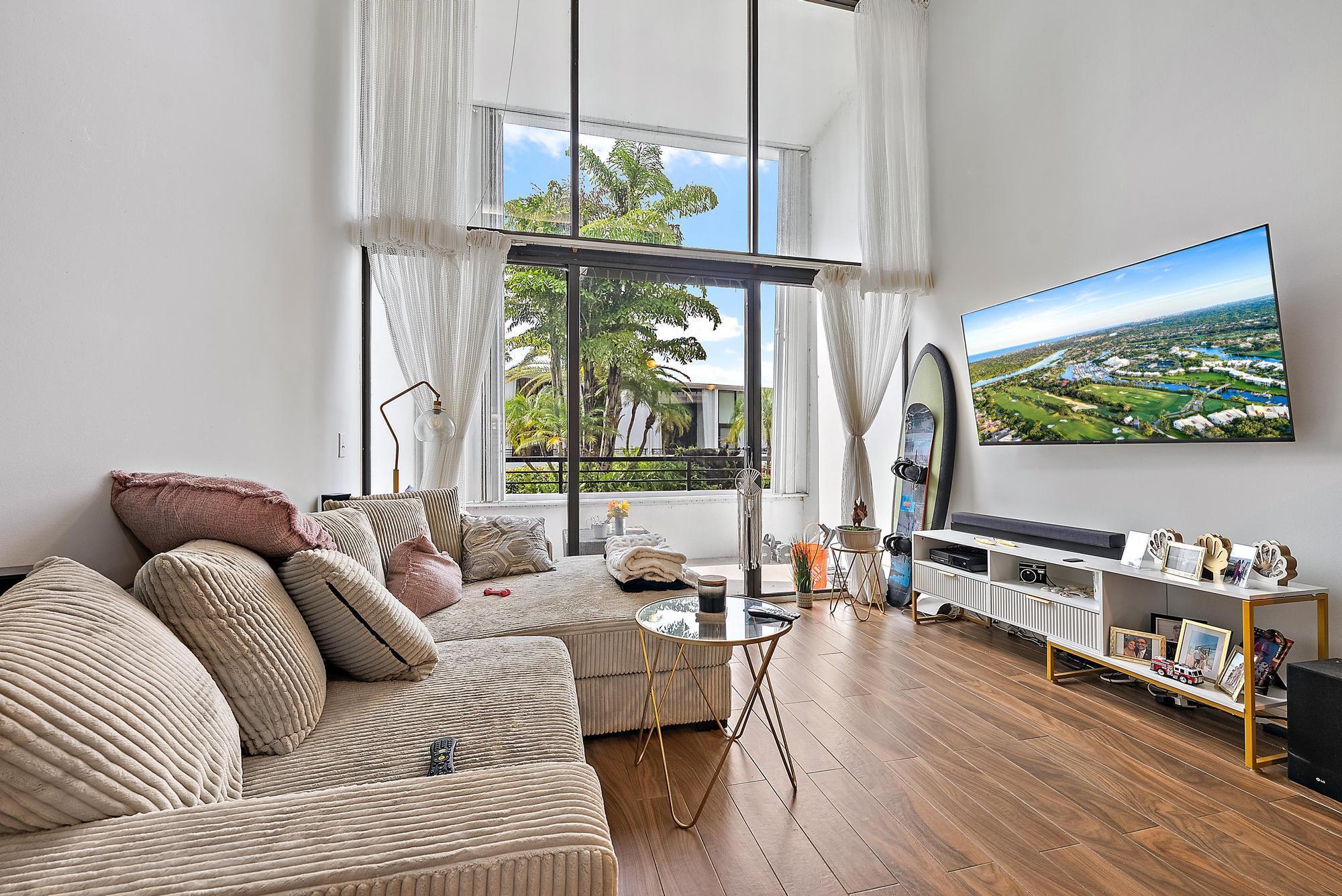 3589 S Ocean Boulevard 26