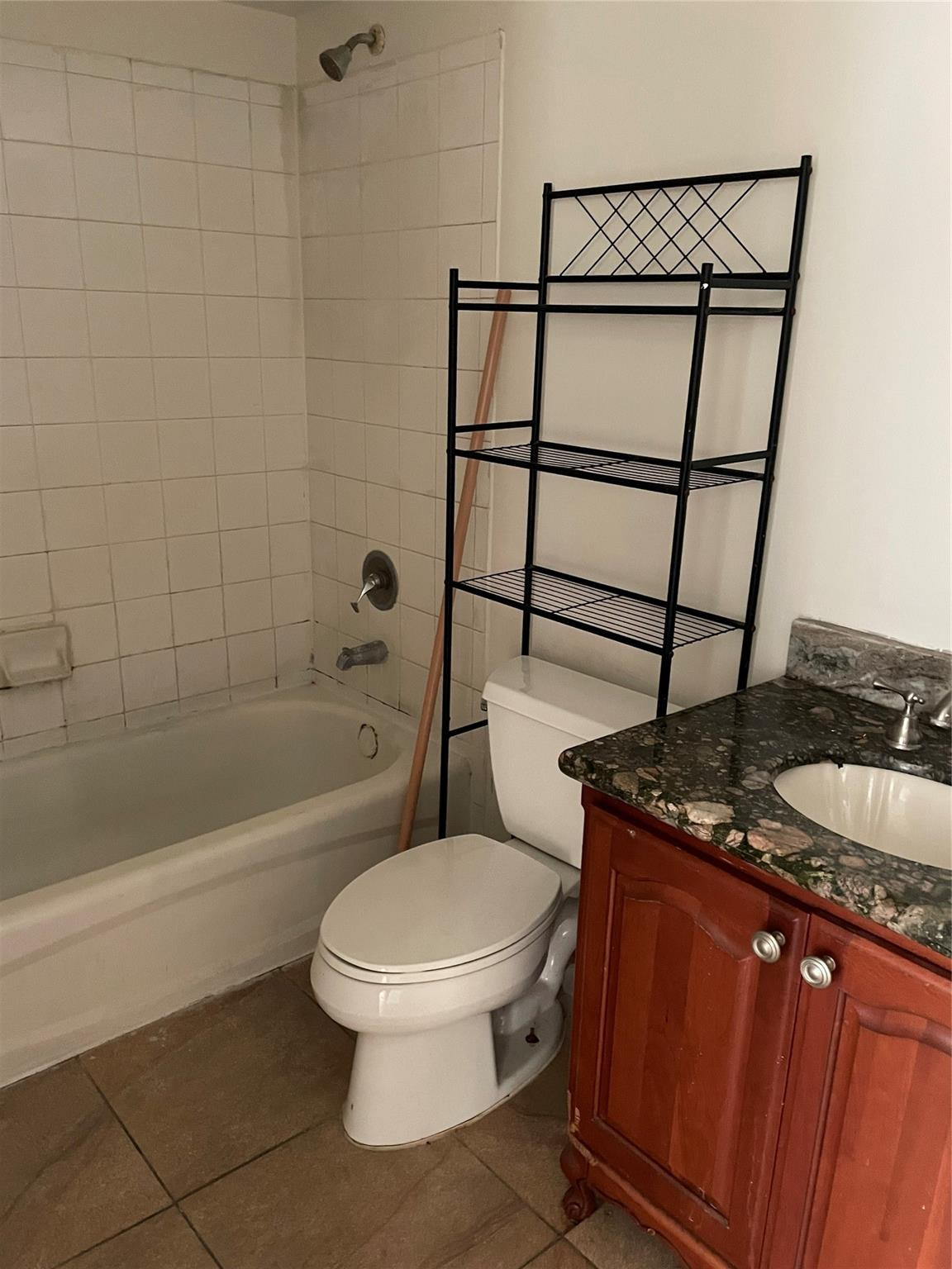 ST ANDREWS PALM BEACH CONDO I - Residential Lease