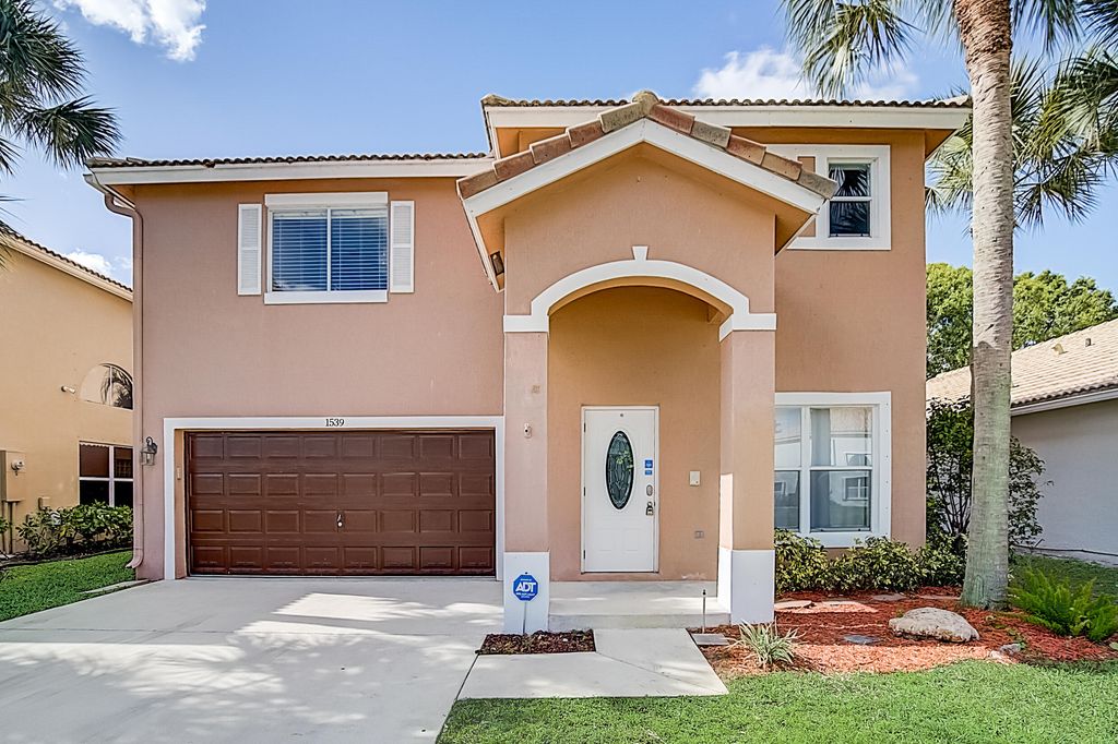 Photo of 1539 Rialto Drive, Boynton Beach, FL 33436 (MLS # R10791290)