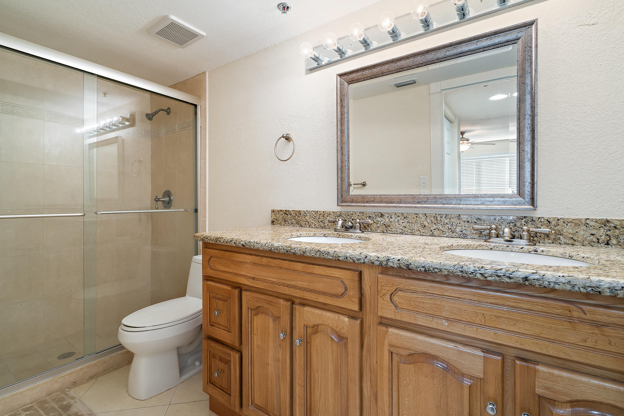 JUPITER BAY EAST CONDO - Residential Lease