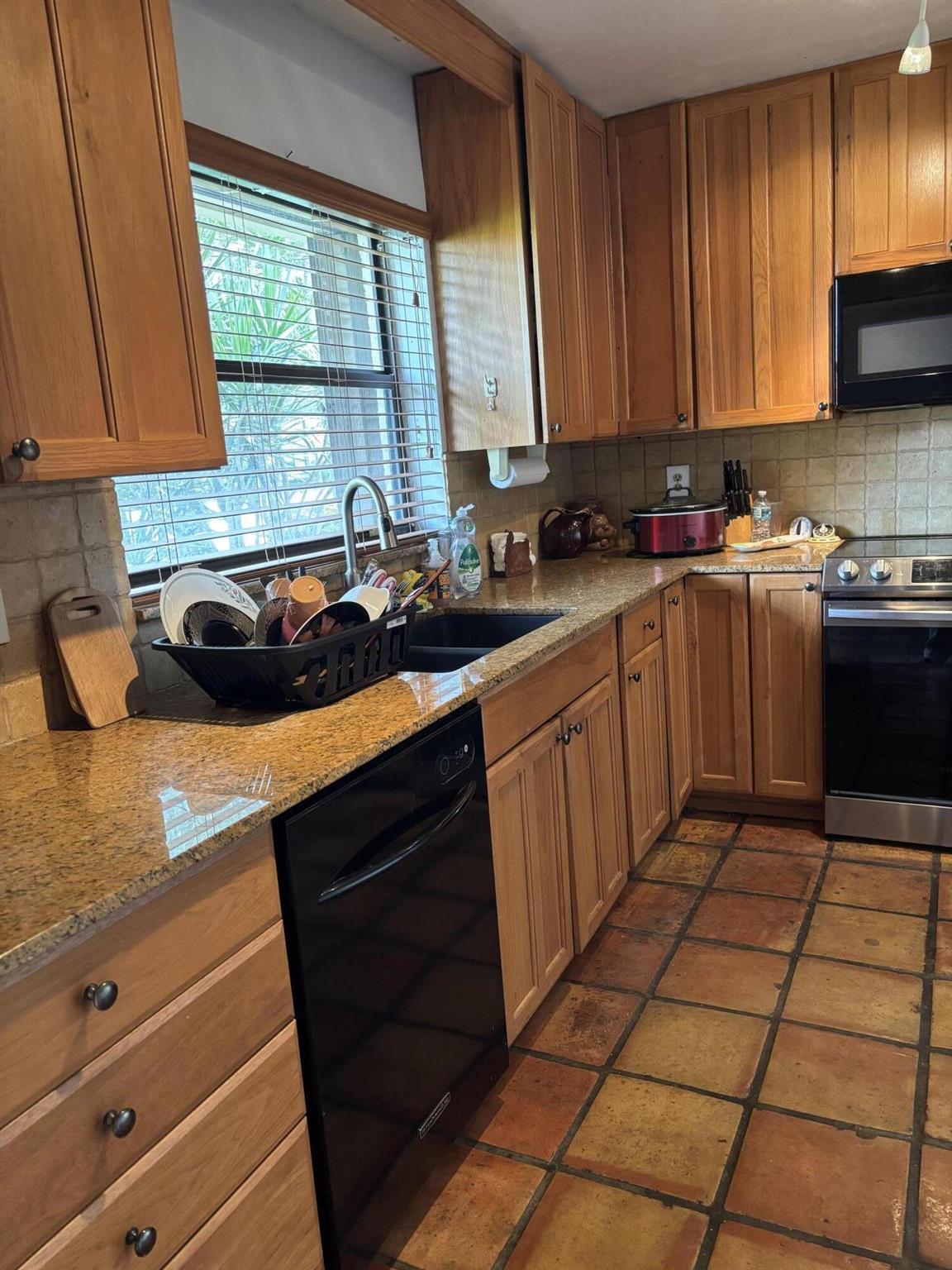 BENT TREE VILLAS WEST CON - Residential