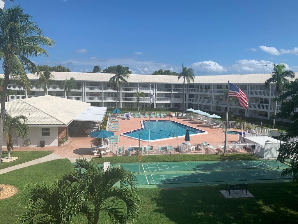 Photo of 5201 NE 24TH Terrace #A110, Fort Lauderdale, FL 33308 (MLS # B26088041)