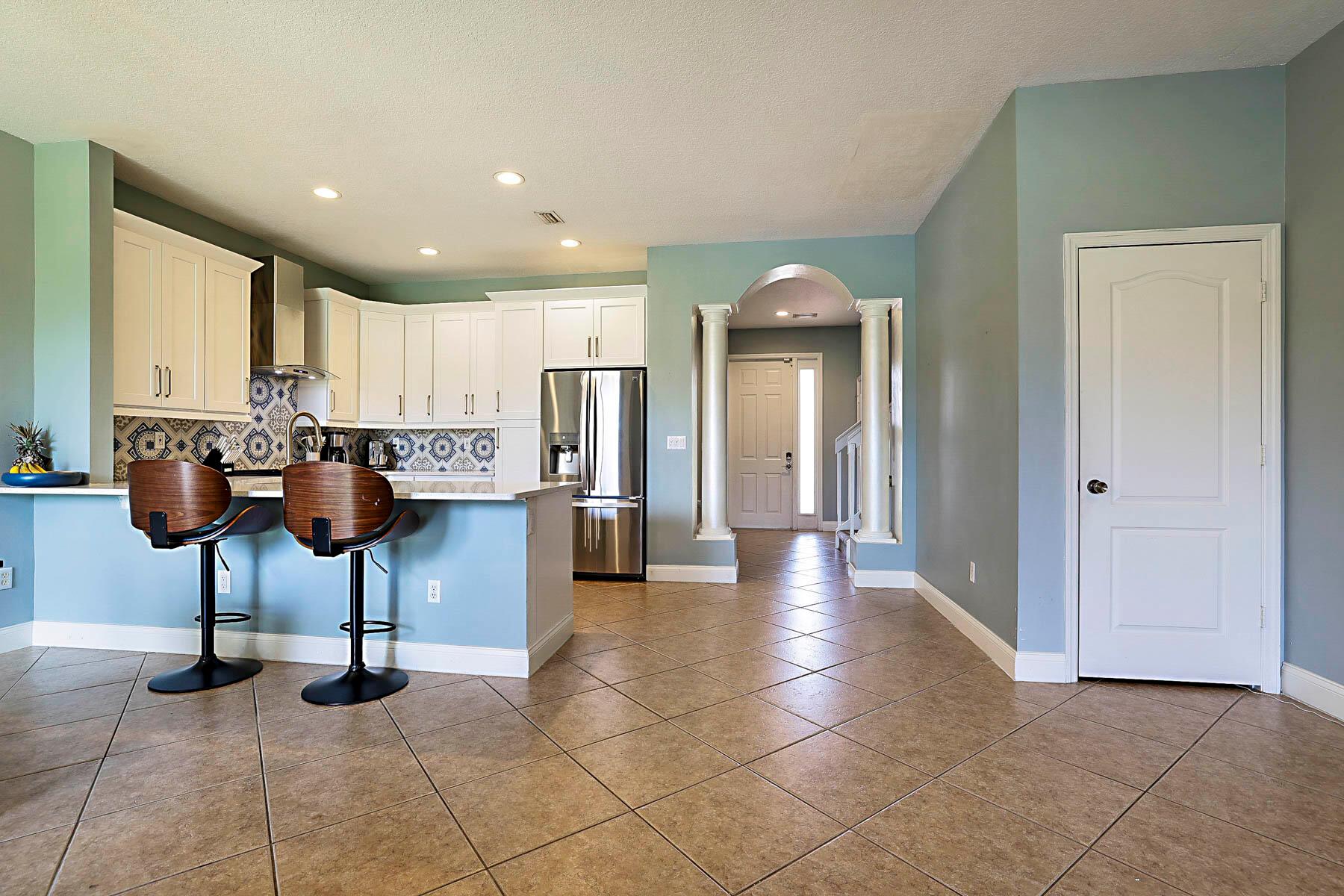 Riviera Beach, Florida 33418, United States, 3 Bedrooms Bedrooms, ,3 BathroomsBathrooms,Residential,Pending,209495