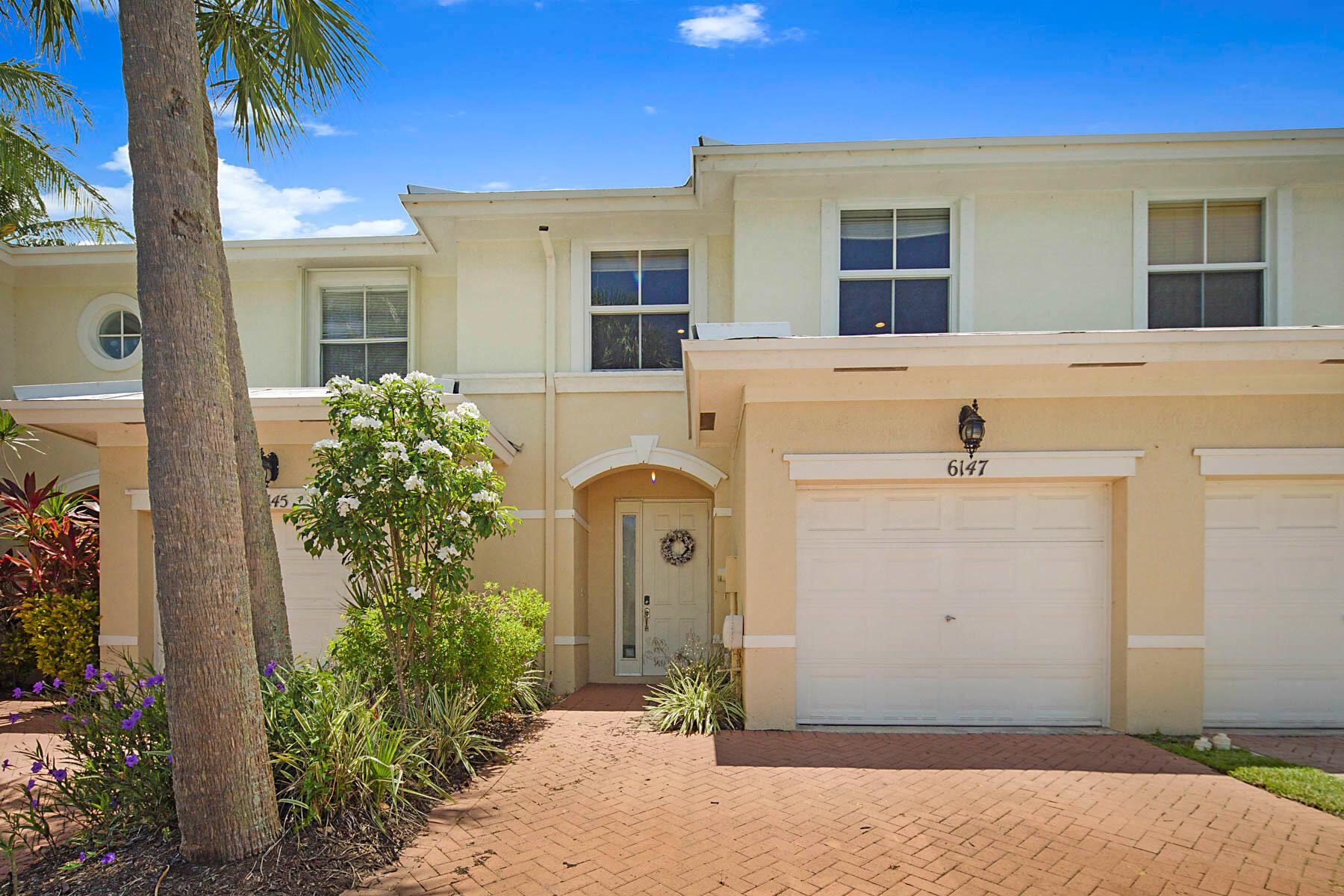 Riviera Beach, Florida 33418, United States, 3 Bedrooms Bedrooms, ,3 BathroomsBathrooms,Residential,Pending,209495