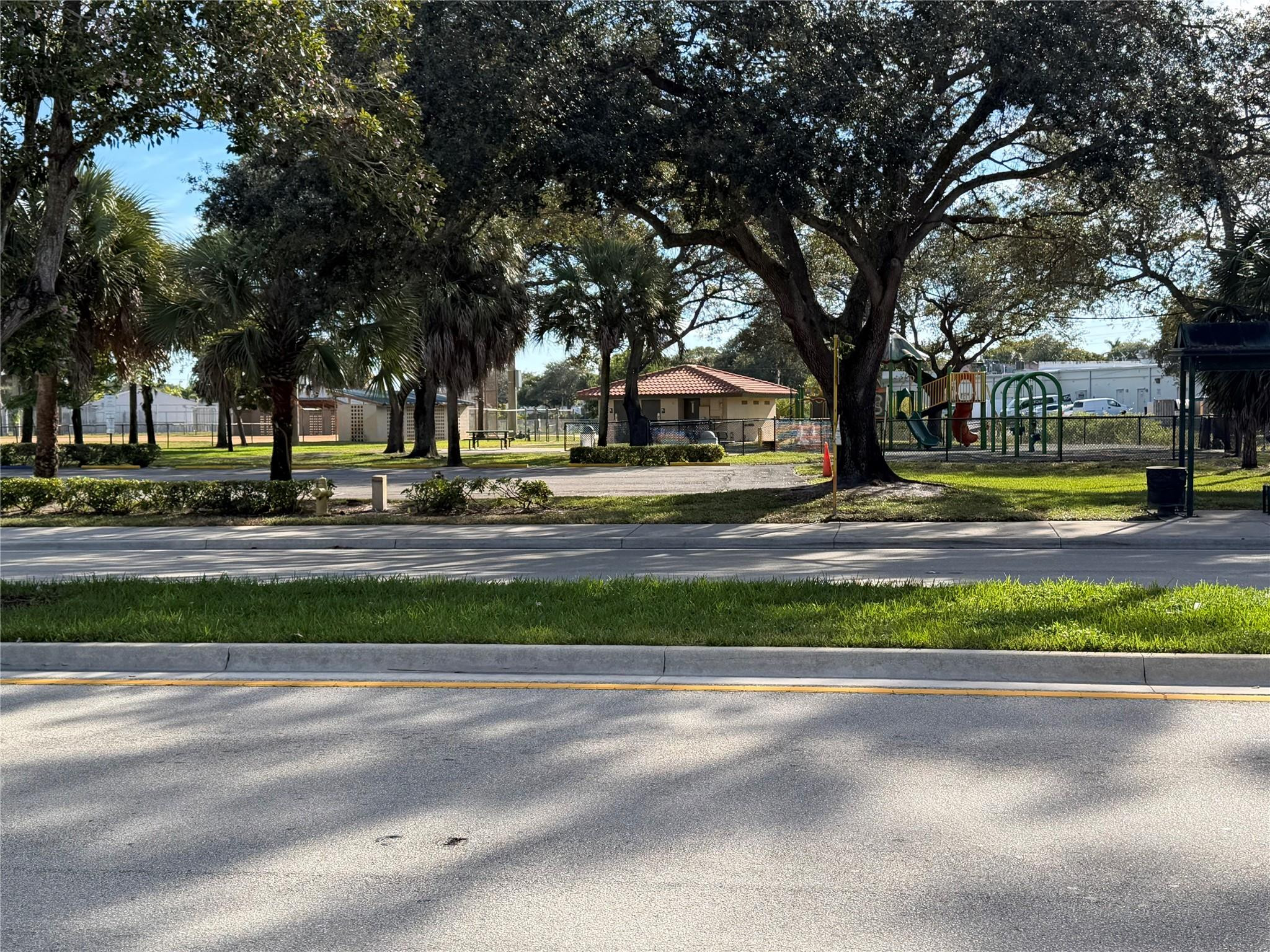 Coral Spgs Sub 1 59-30 B - Residential Income