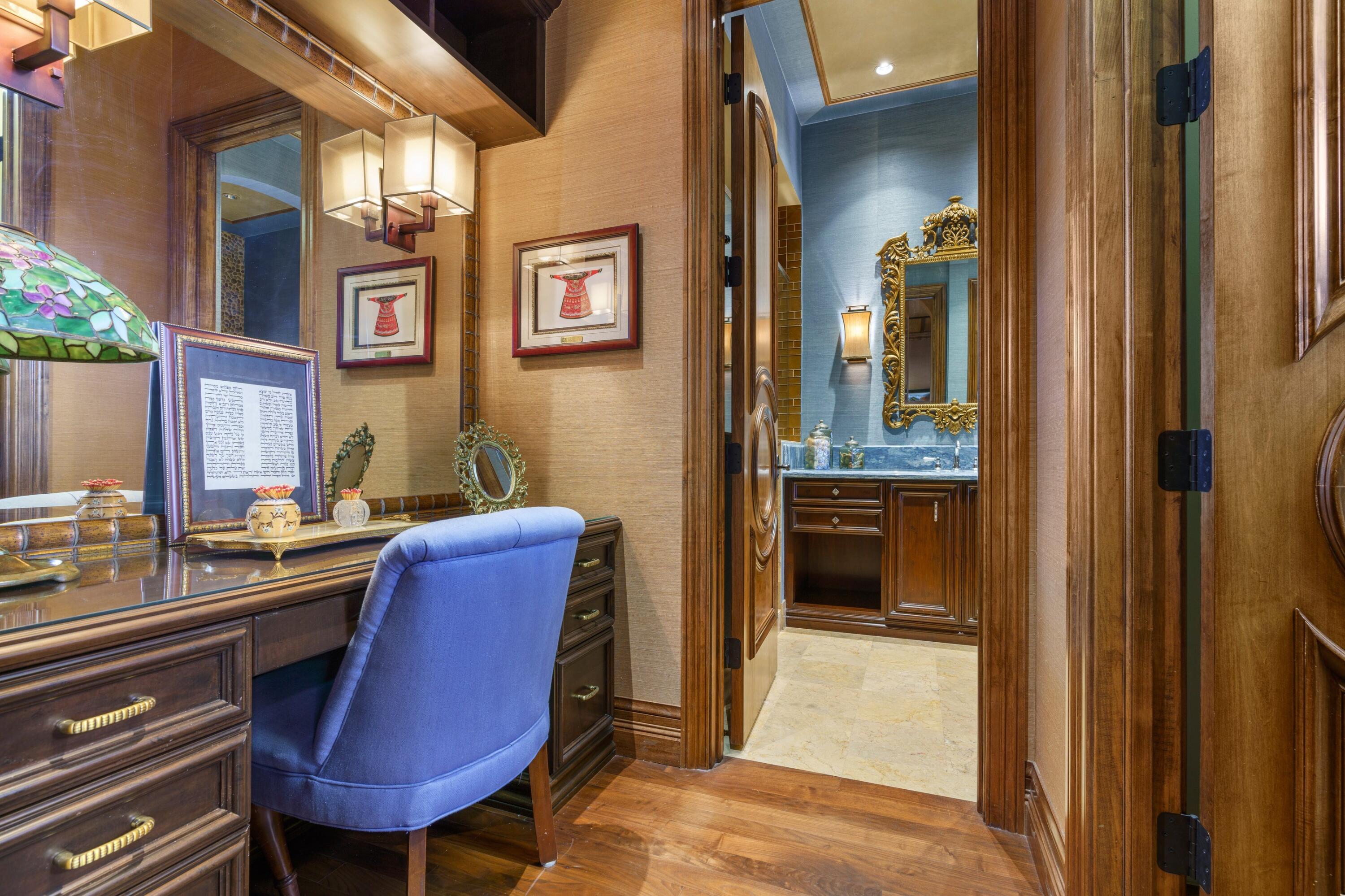 ST ANDREWS COUNTRY CLUB 5 - Residential