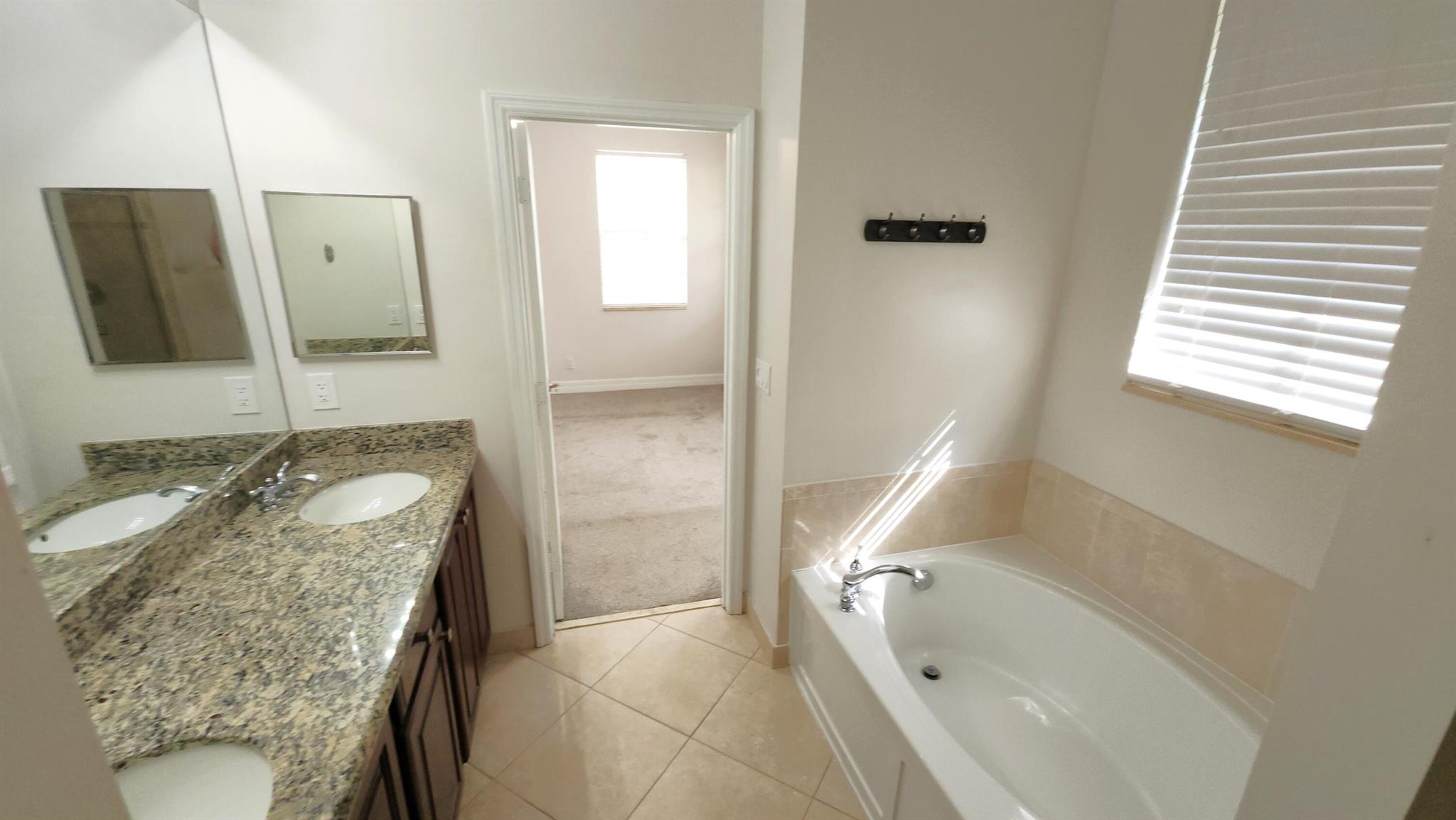 FAIRFIELD GARDENS - Residential Lease