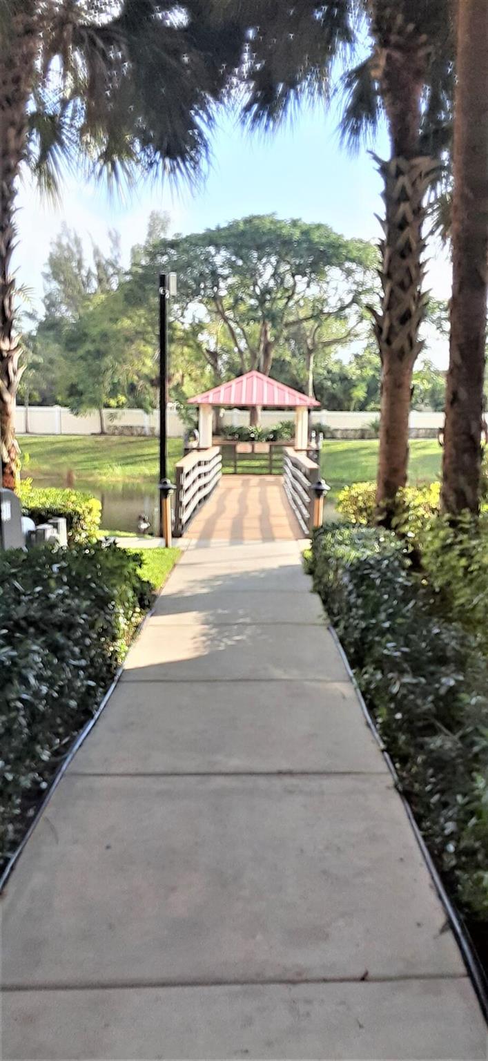 FAIRFIELD GARDENS - Residential Lease