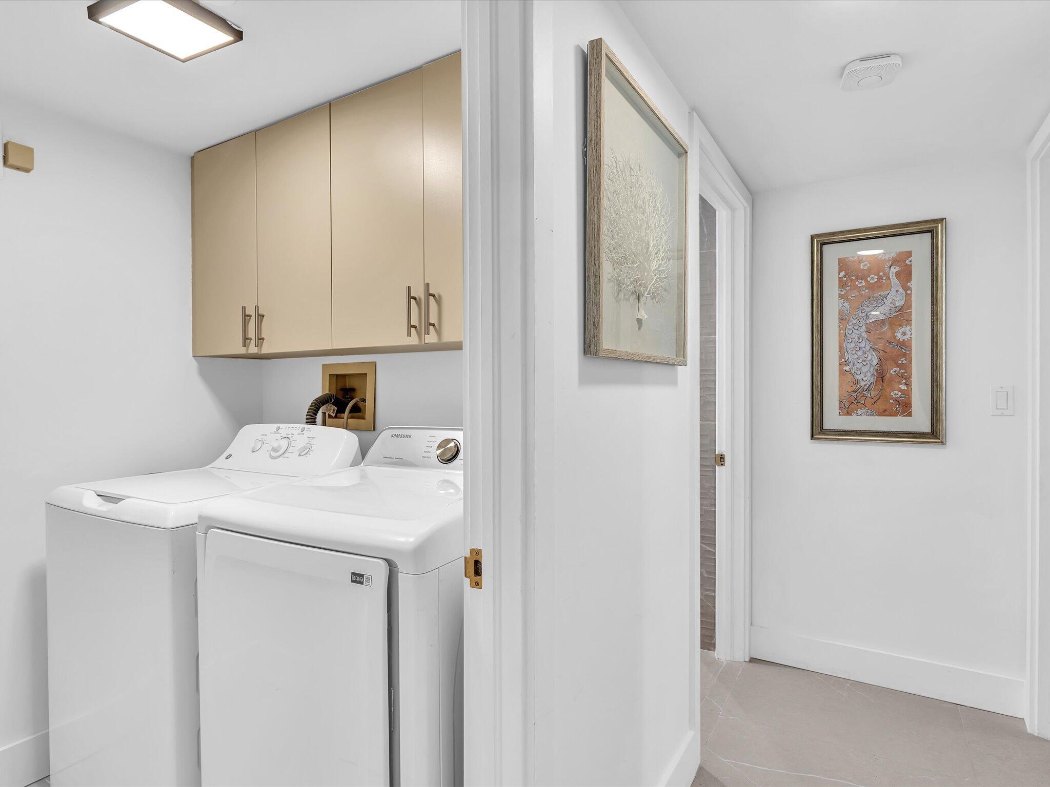 MIZNER COURT CONDO - Residential