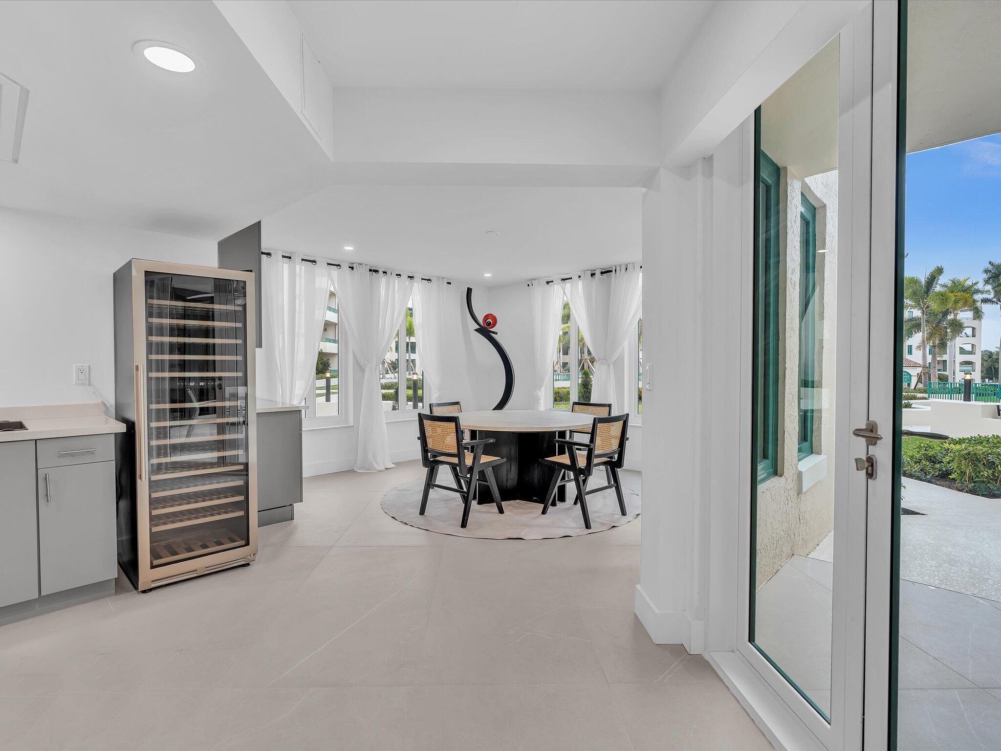 MIZNER COURT CONDO - Residential