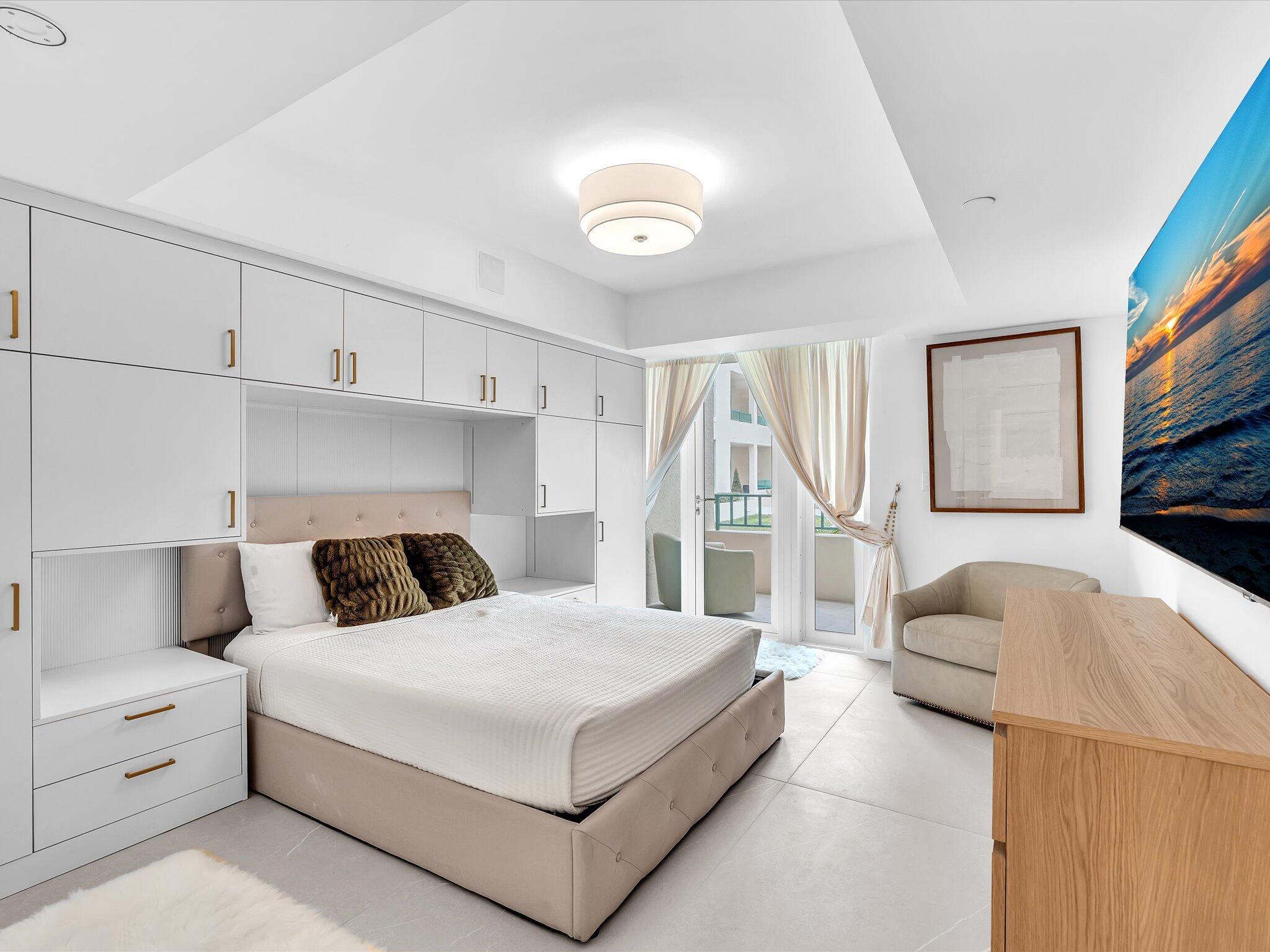 MIZNER COURT CONDO - Residential