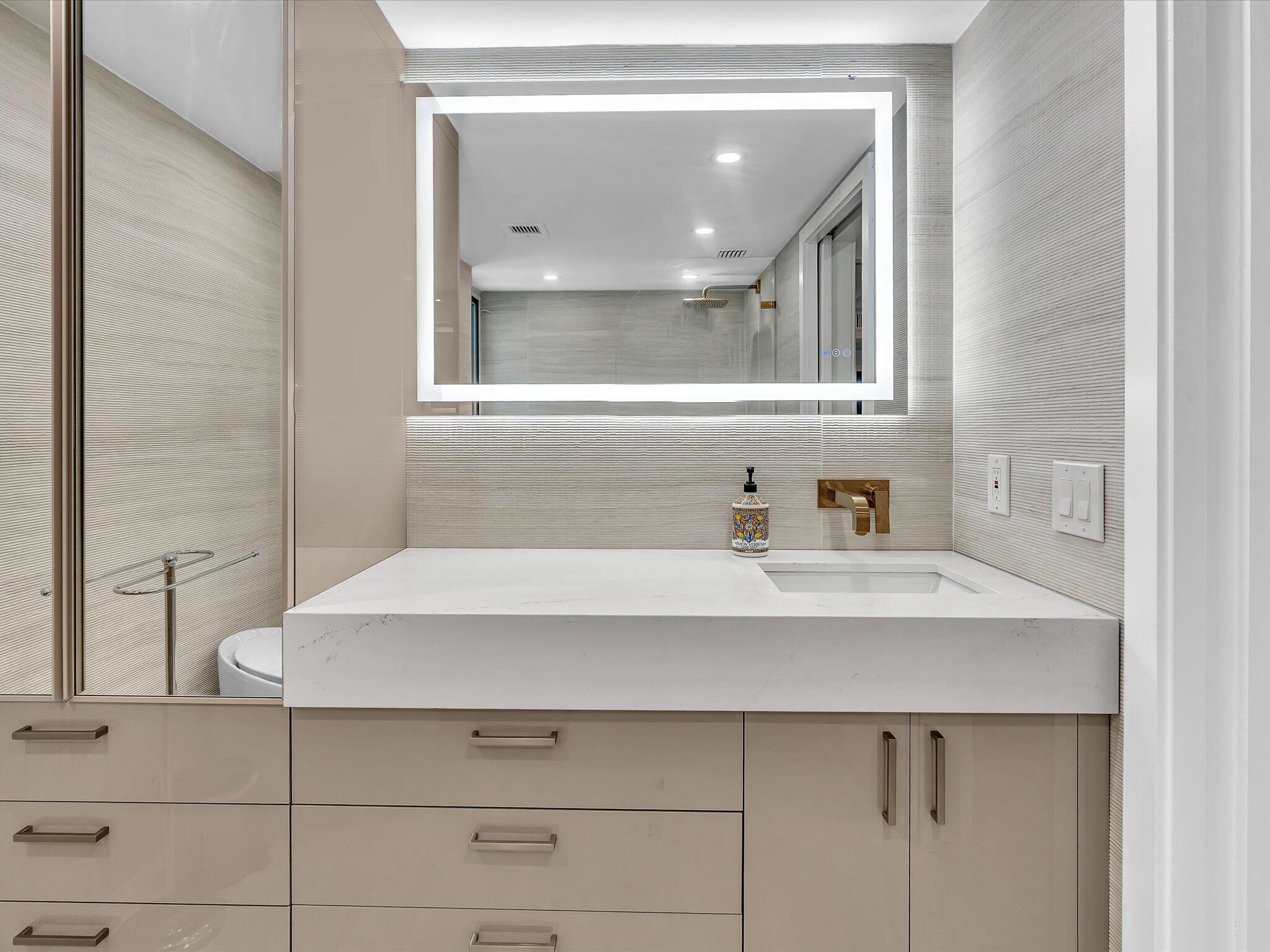 MIZNER COURT CONDO - Residential