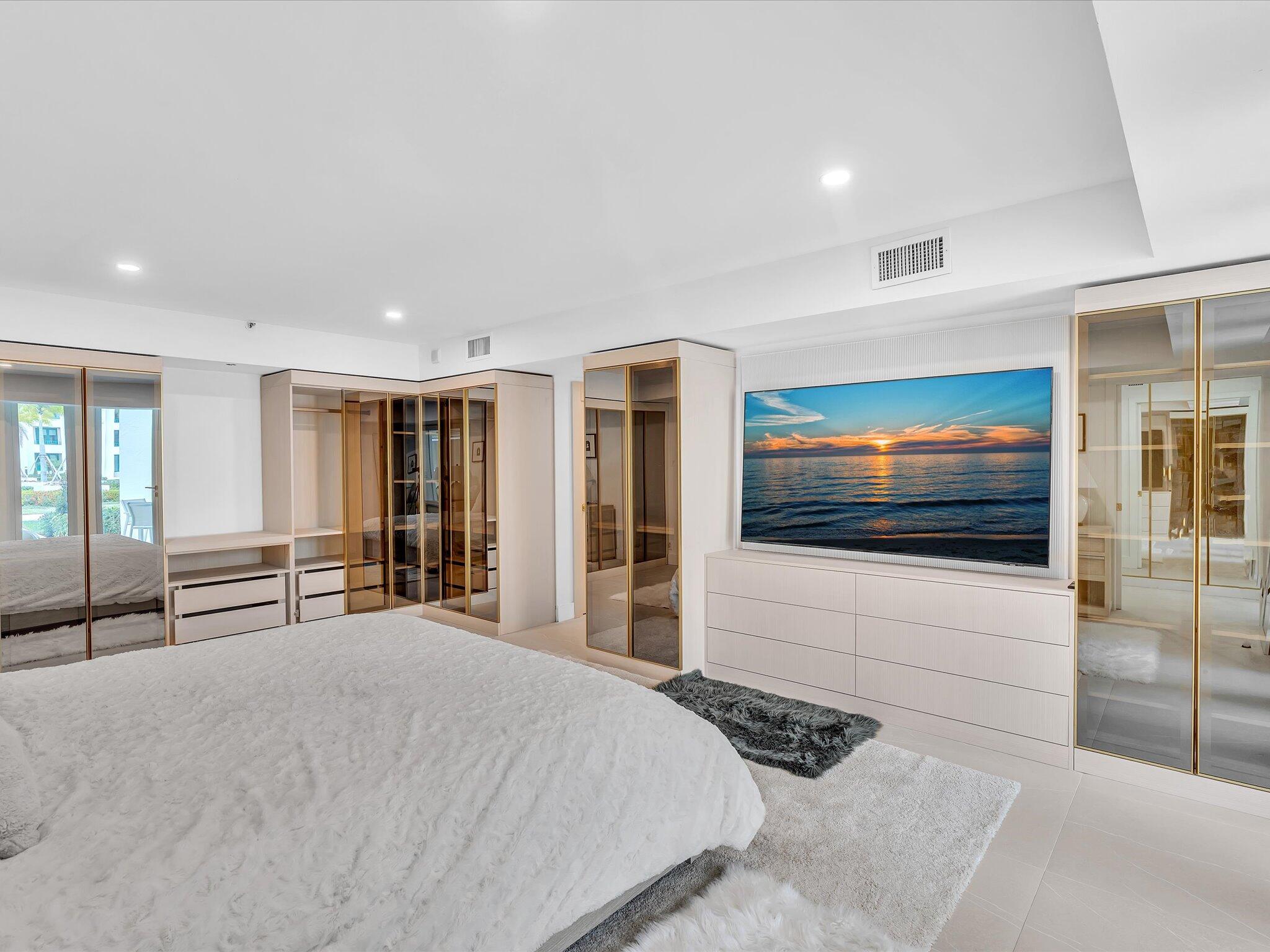 MIZNER COURT CONDO - Residential