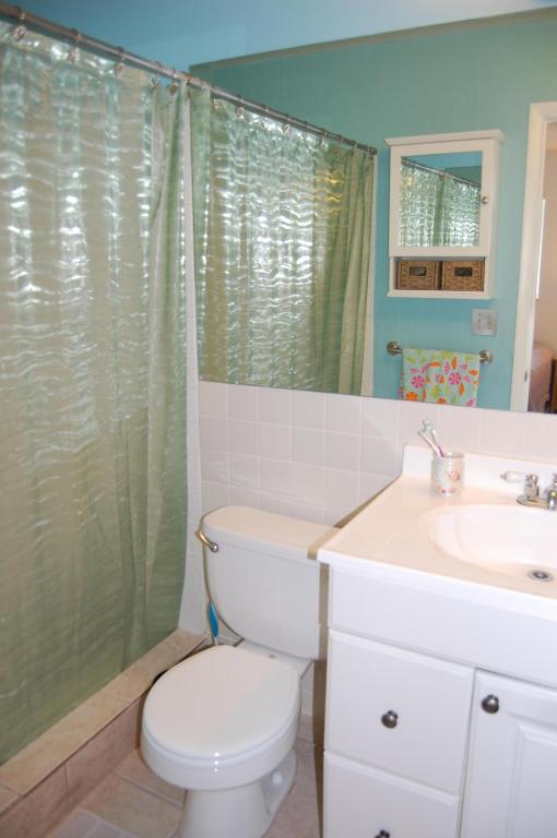 TROPIC ISLE 3RD SEC - Residential Income