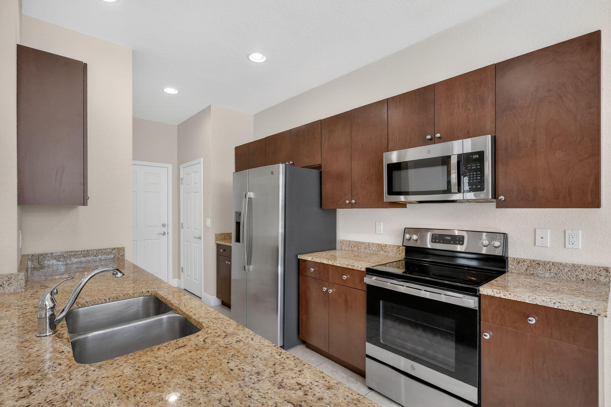 VIZCAYA FALLS PLAT 2 - Residential