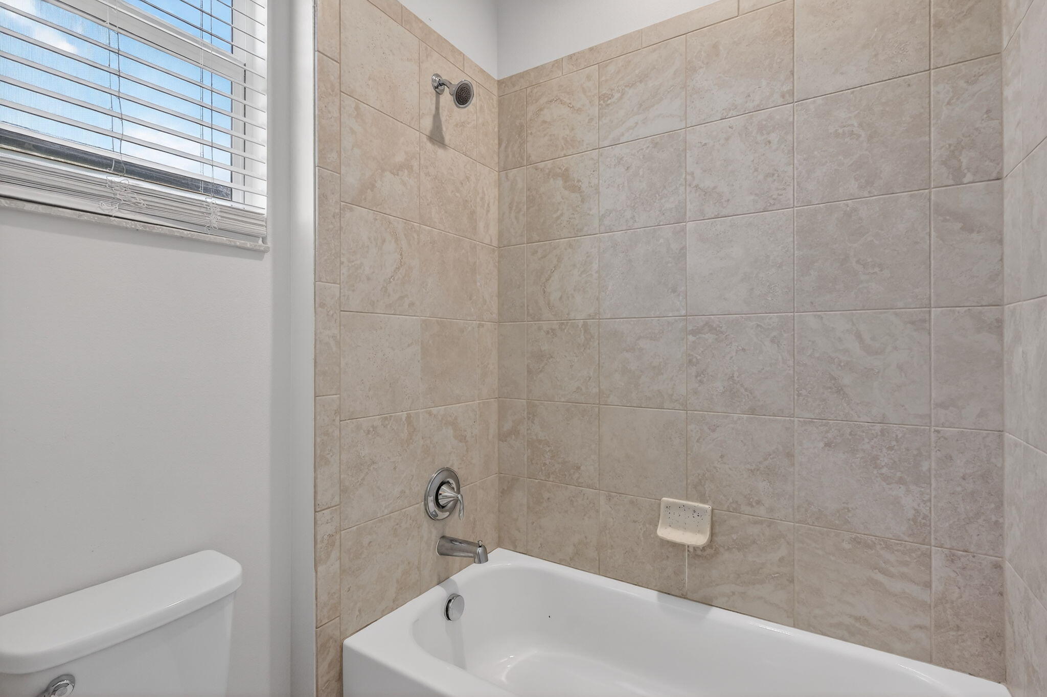 VIZCAYA FALLS PLAT 2 - Residential