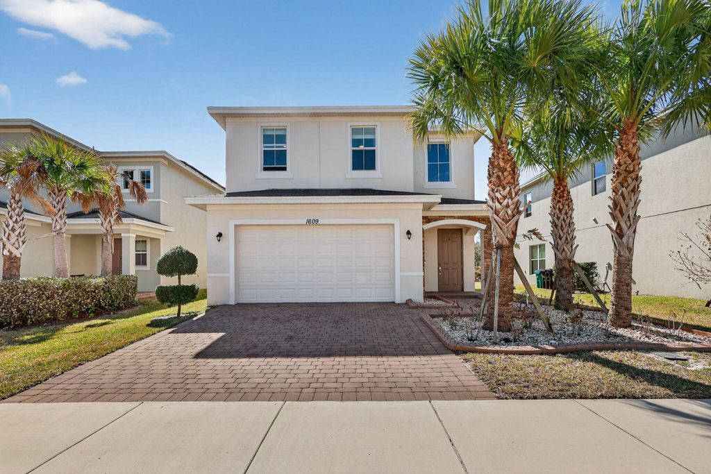 Photo of 1609 NW Cataluna Cir Circle, Port Saint Lucie, FL 34986 (MLS # R11163324)