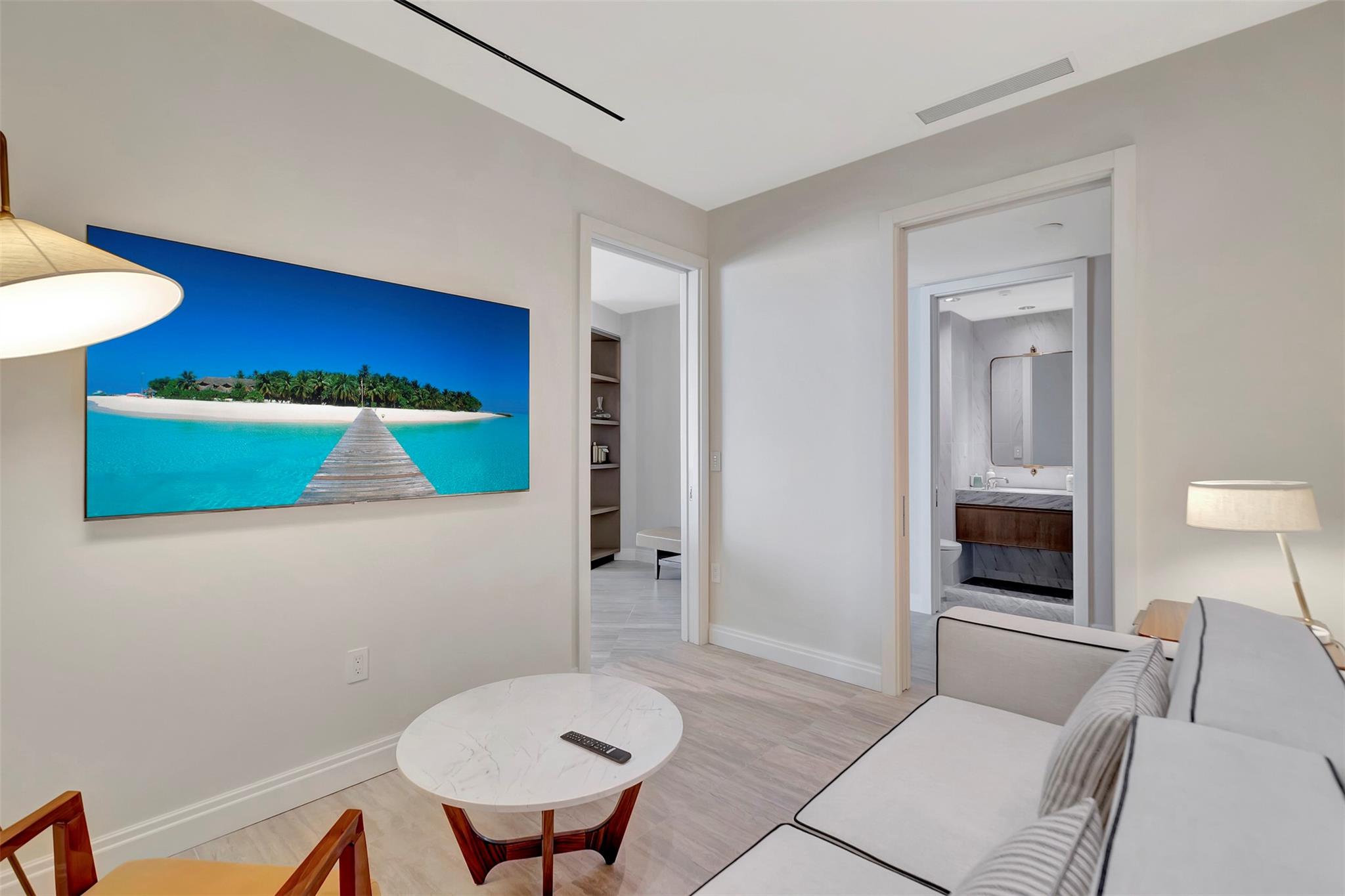 Four Seasons - Residential