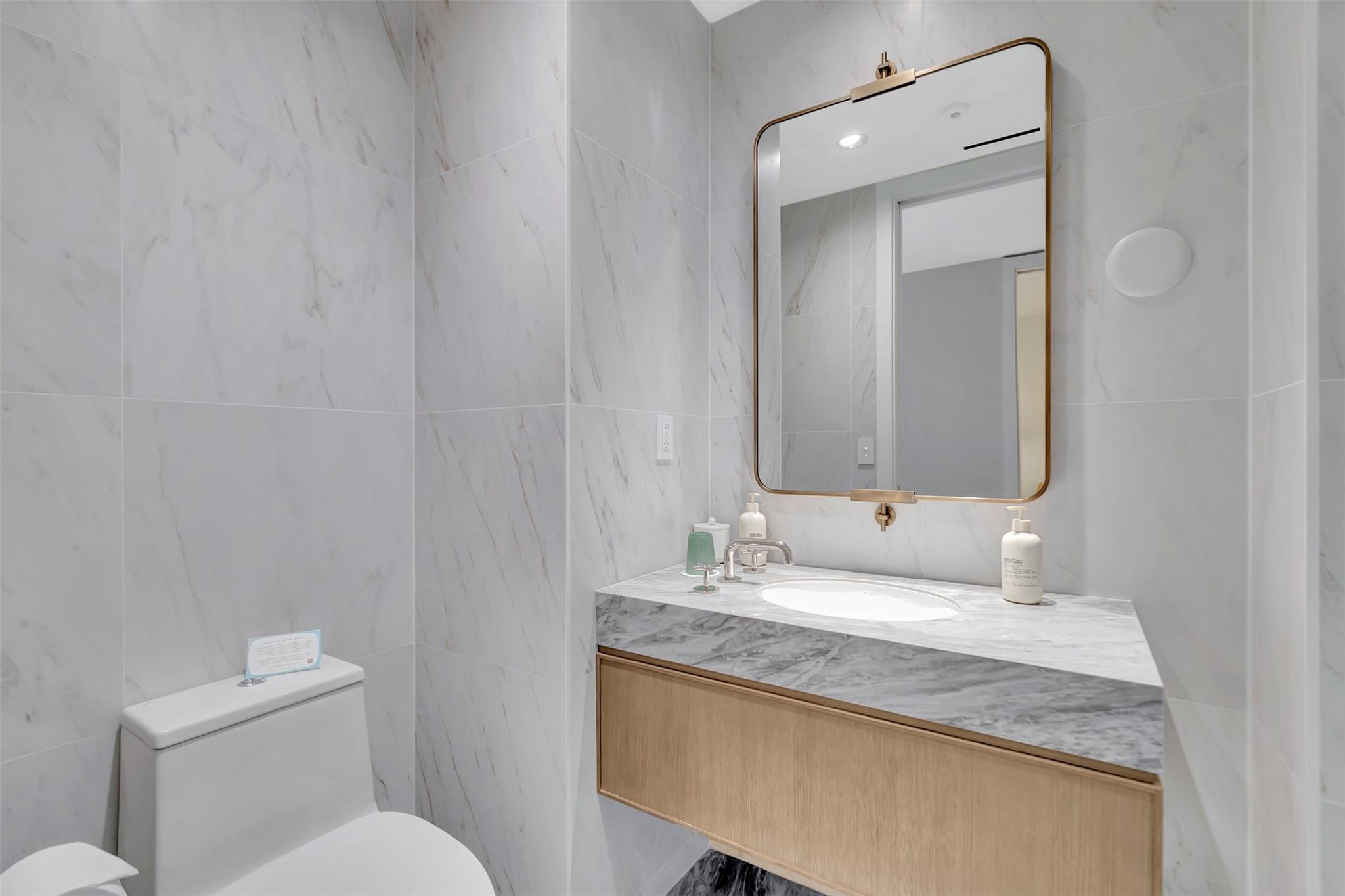 Four Seasons - Residential