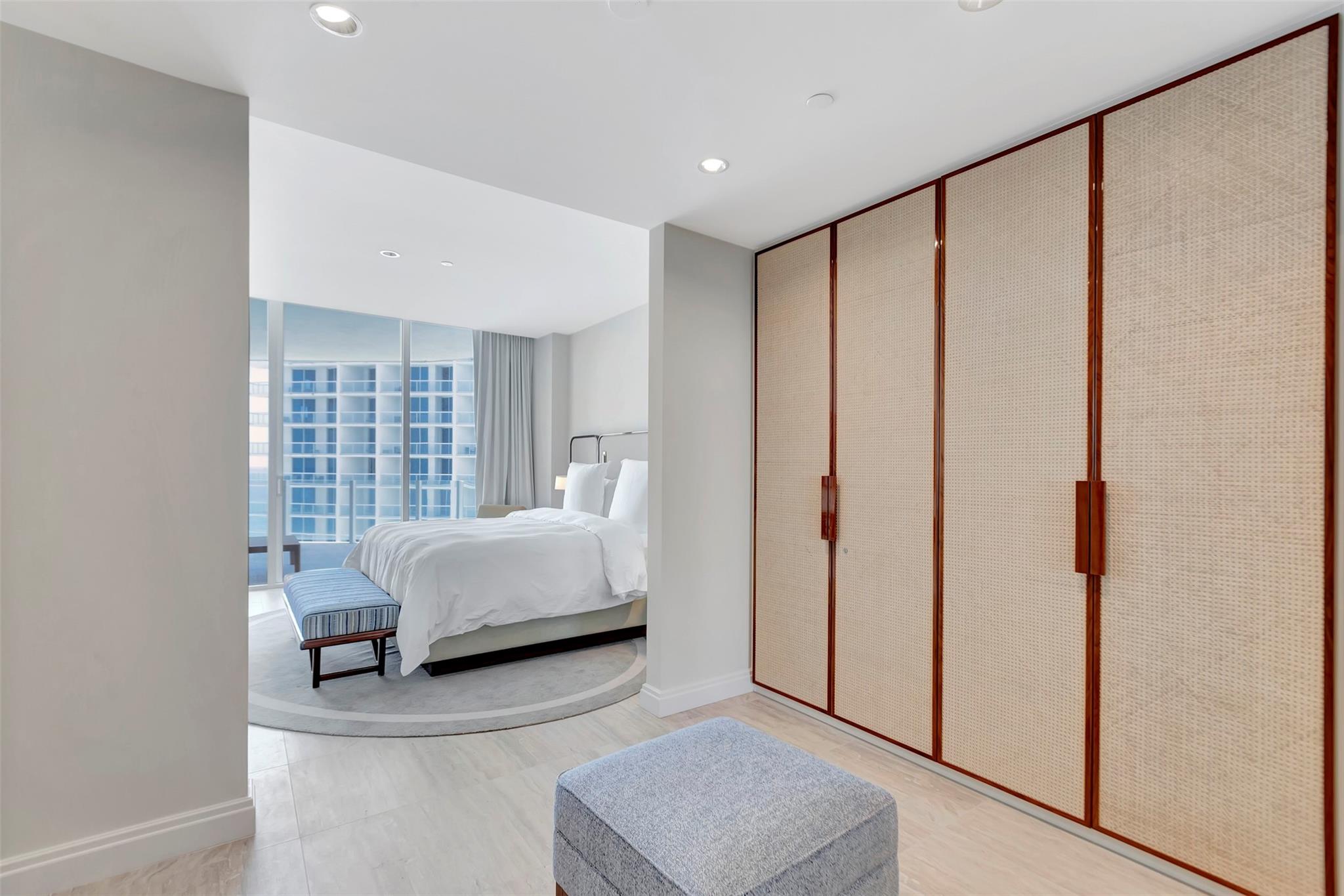 Four Seasons - Residential