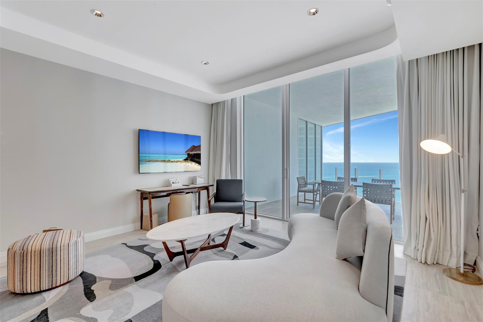 Four Seasons - Residential