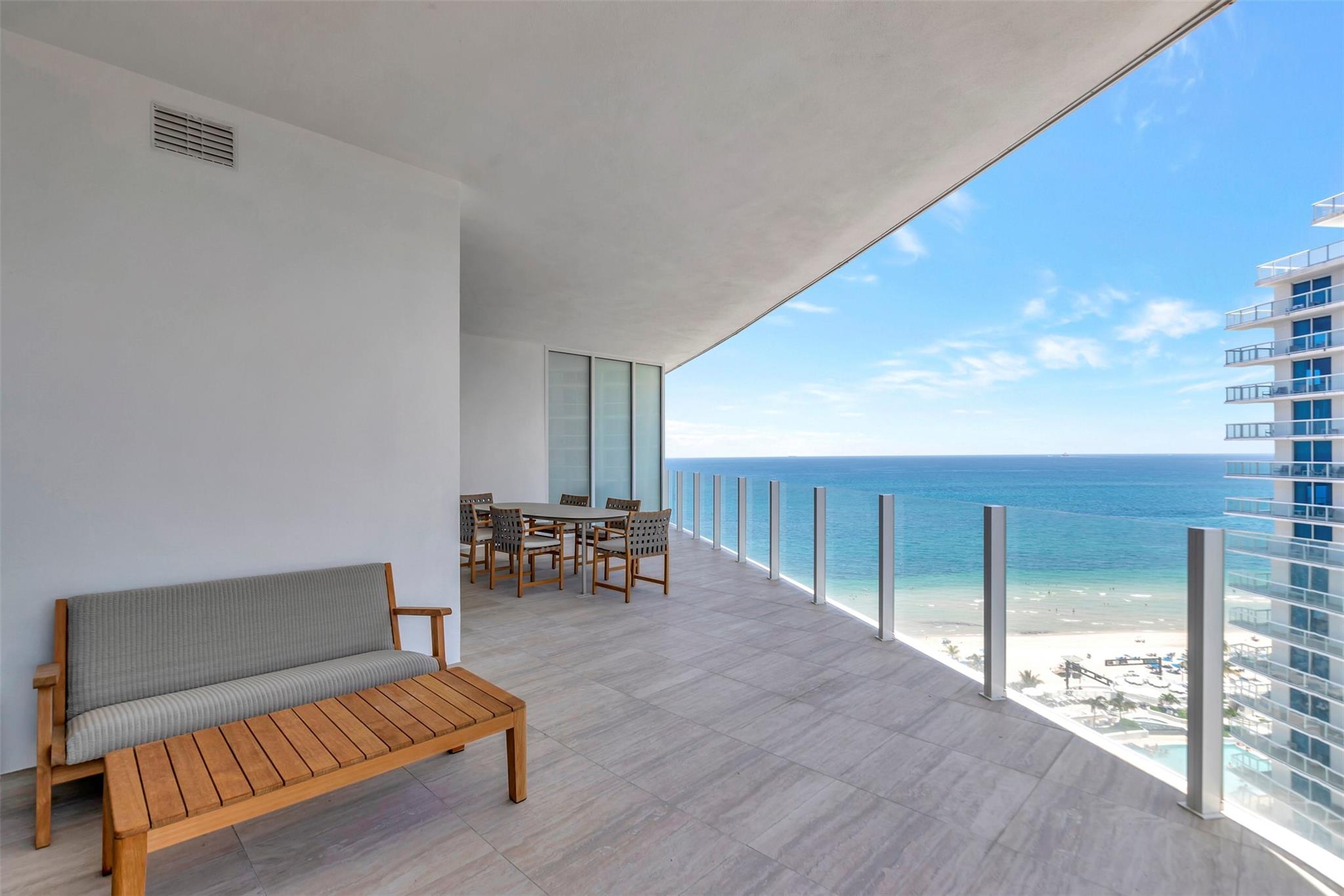 Four Seasons - Residential